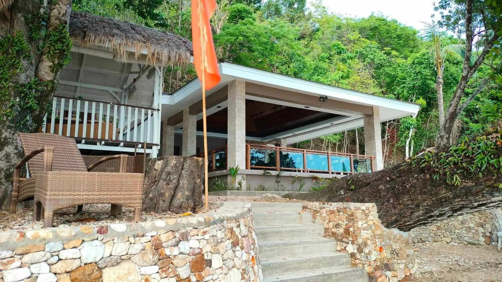 Alam Indah Beach Resort Busuanga