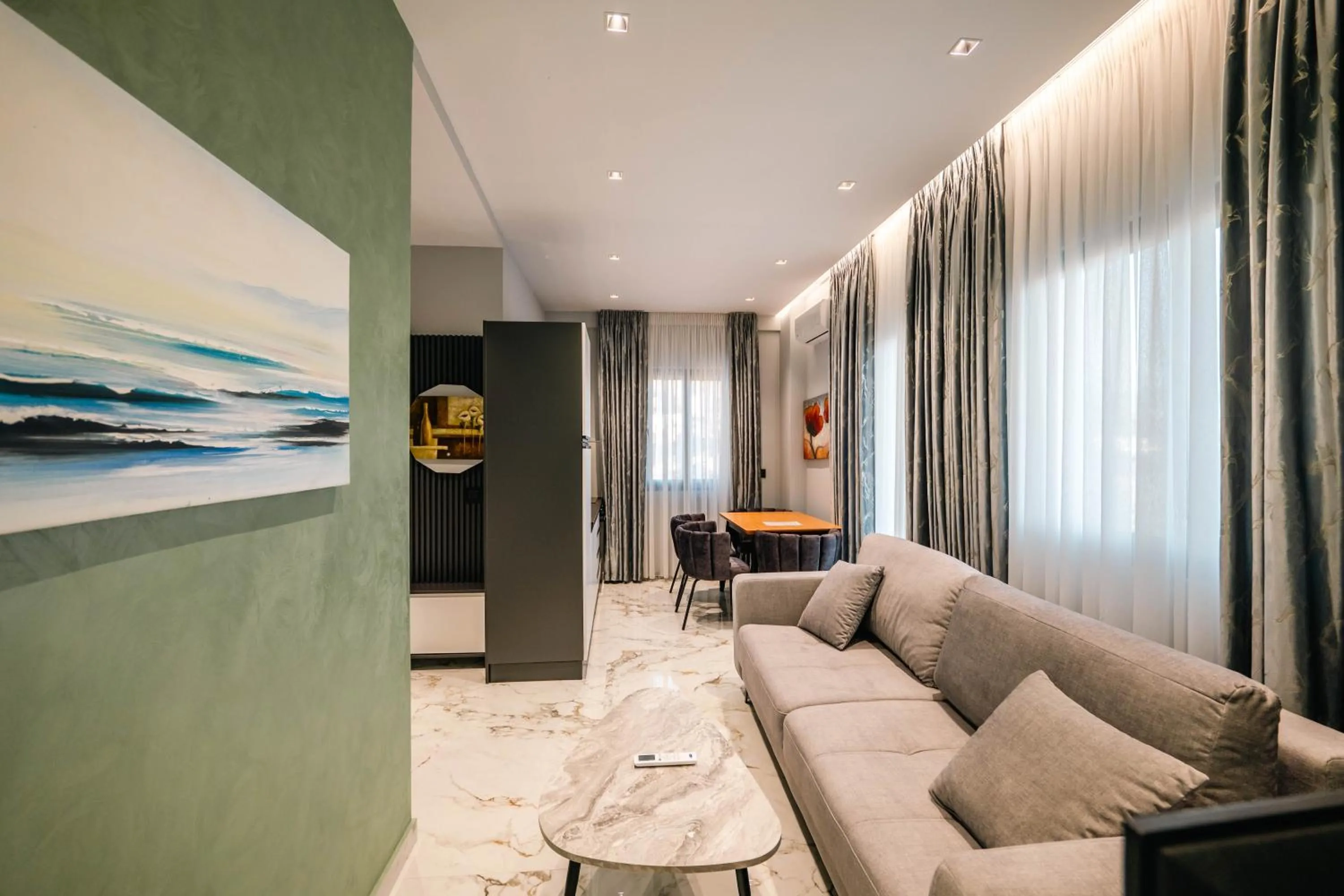 TV and multimedia in Day Lux Premium Apartments
