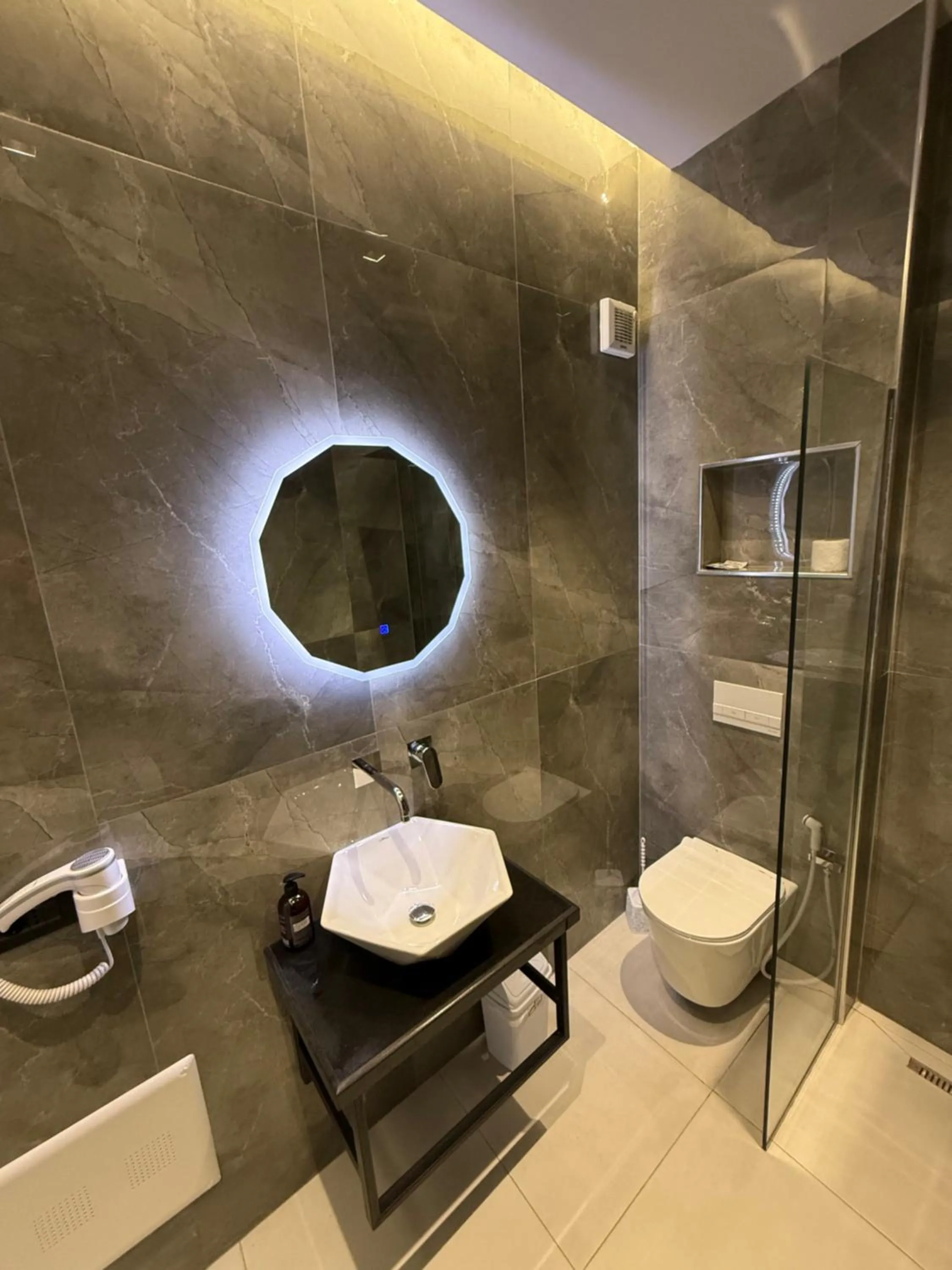 Shower in Day Lux Premium Apartments