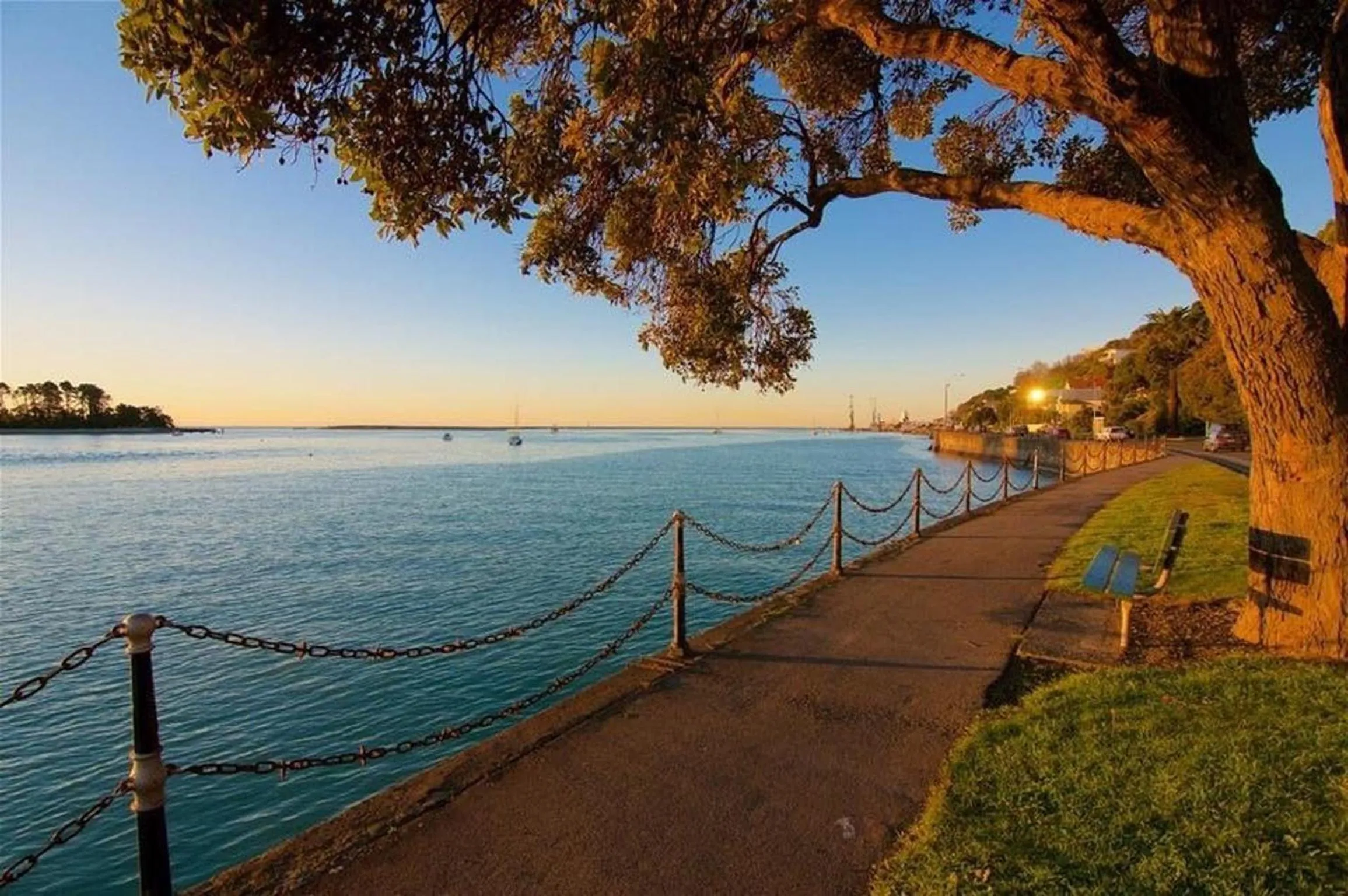 Nearby landmark in Ah House City B&B Nelson