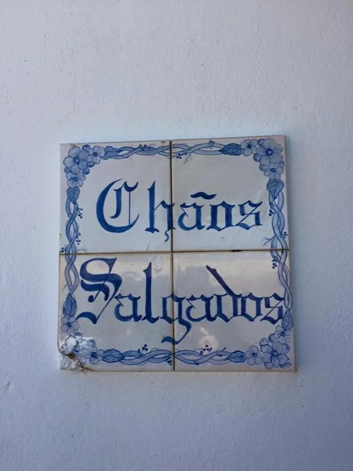 Logo/Certificate/Sign in Casas de Miróbriga