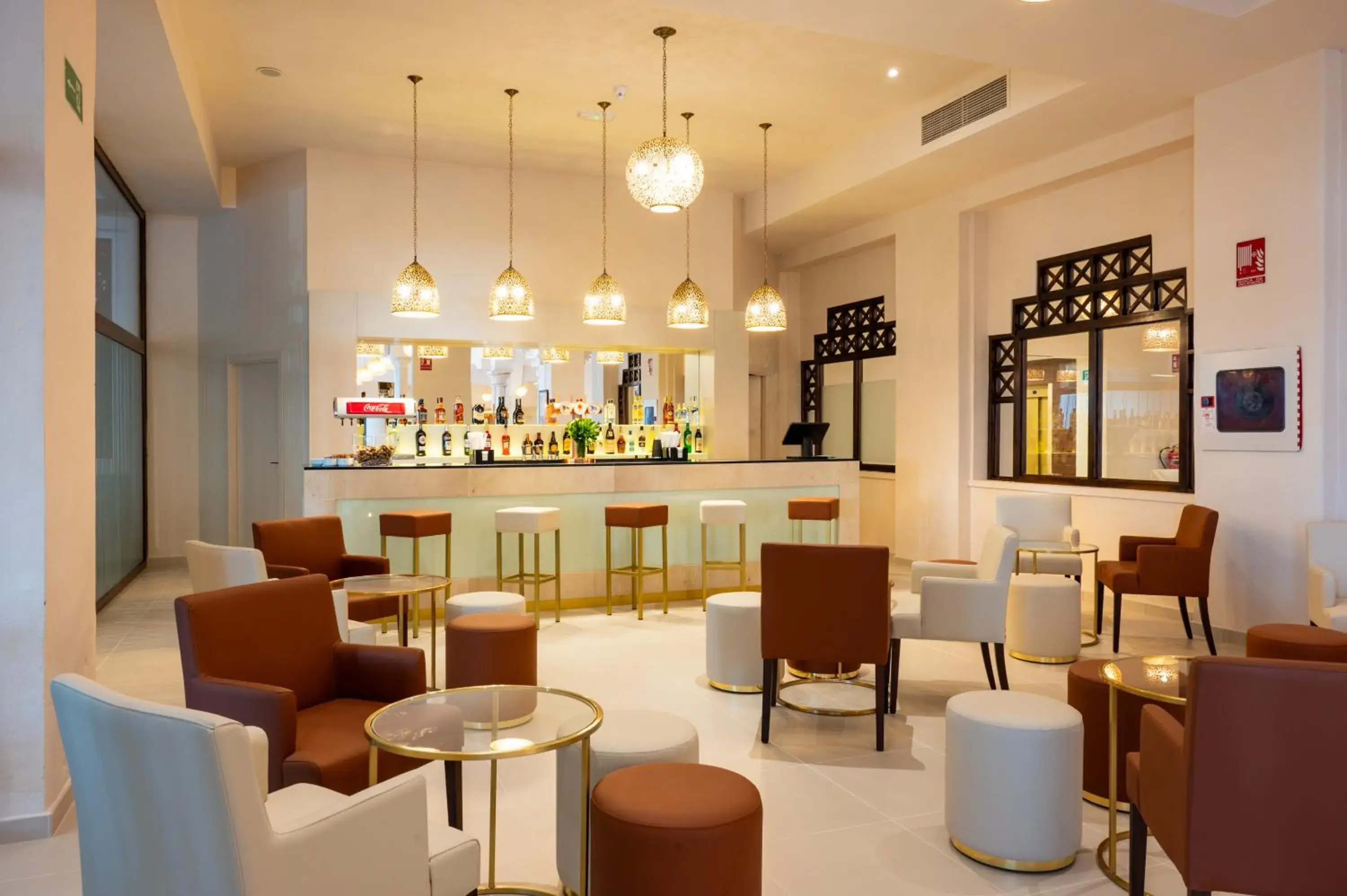 Lounge or bar in Vila Gale Isla Canela Lounge or bar in Vila Gale Isla Canela