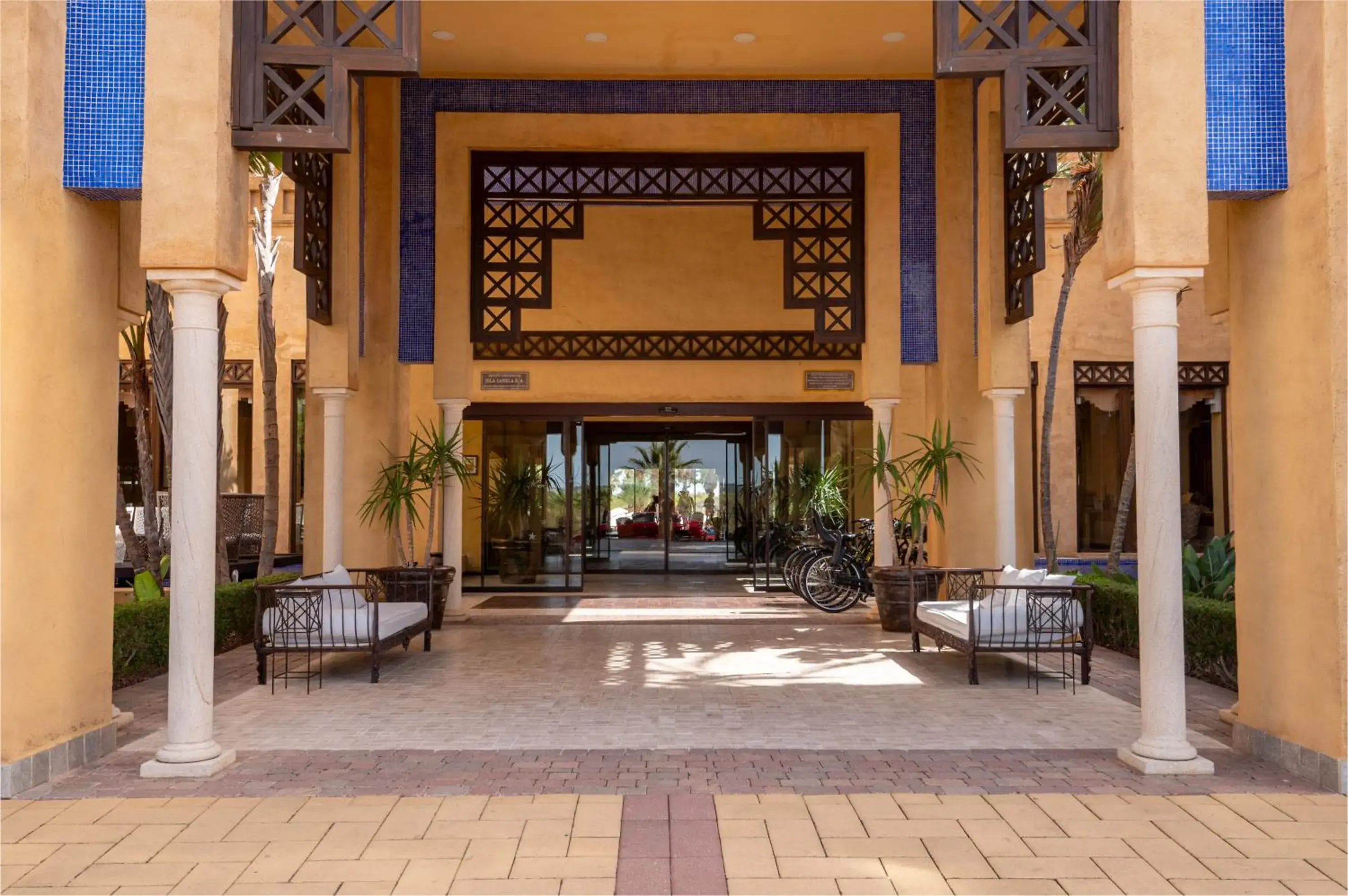 Facade/entrance in Iberostar Isla Canela Facade/entrance in Iberostar Isla Canela