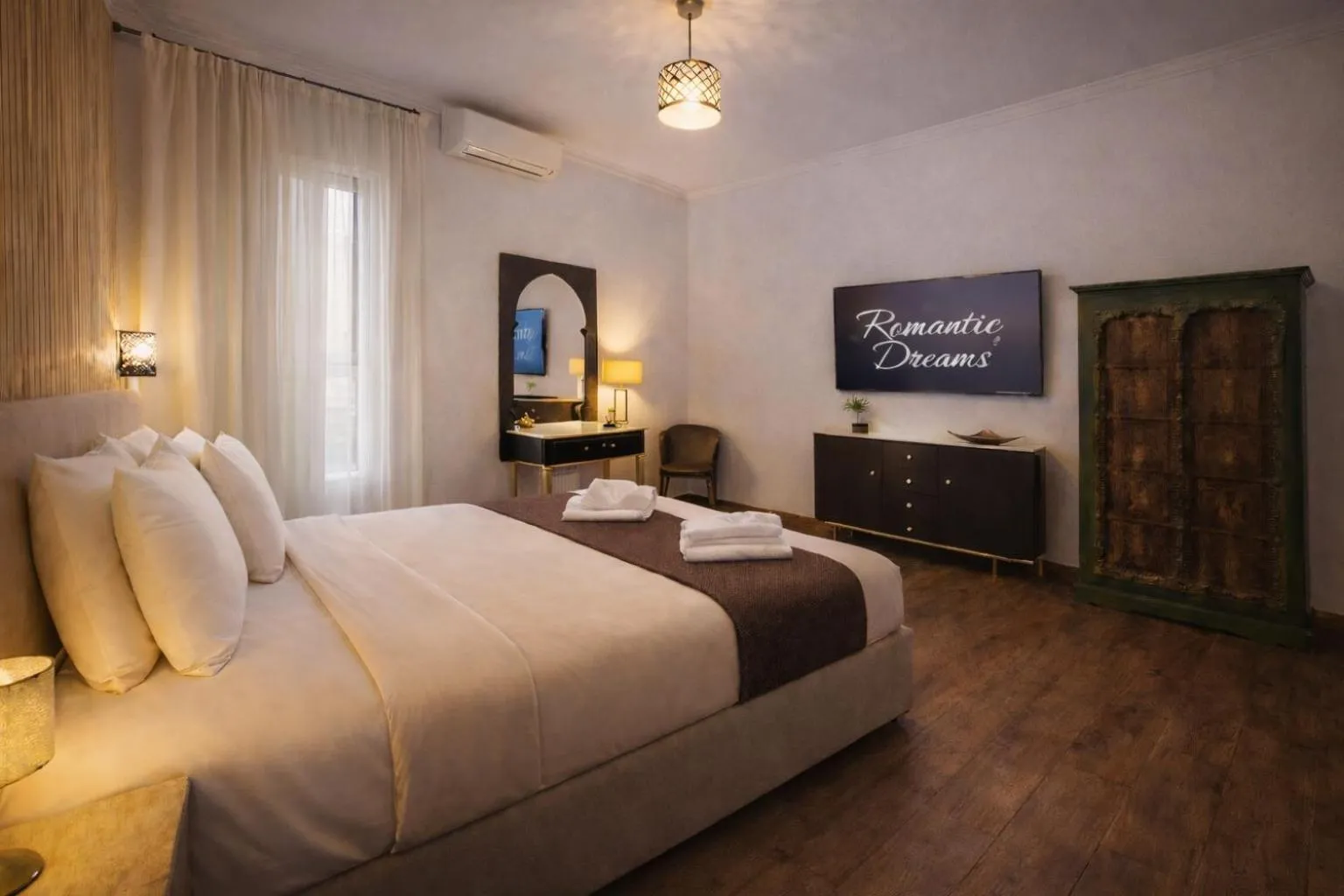 Bed in RomAntic Dreams