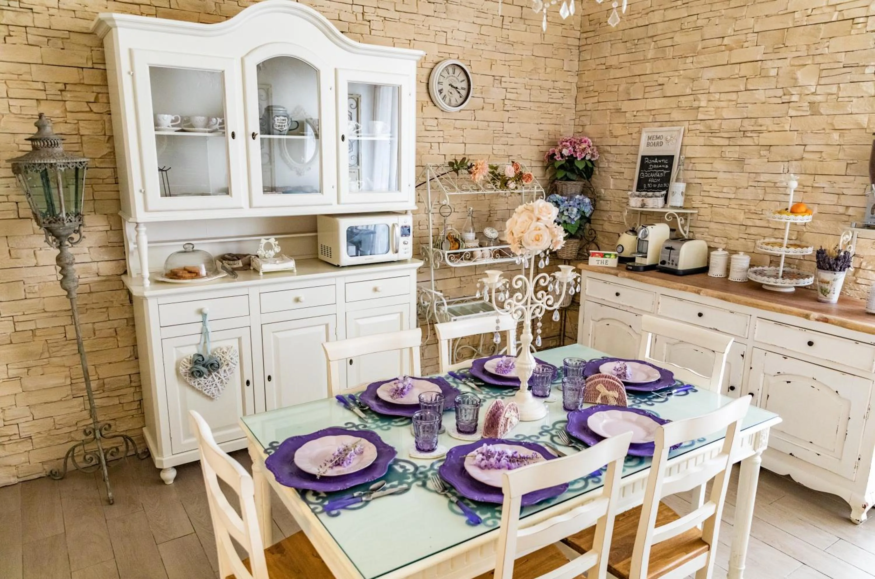 Living room in RomAntic Dreams