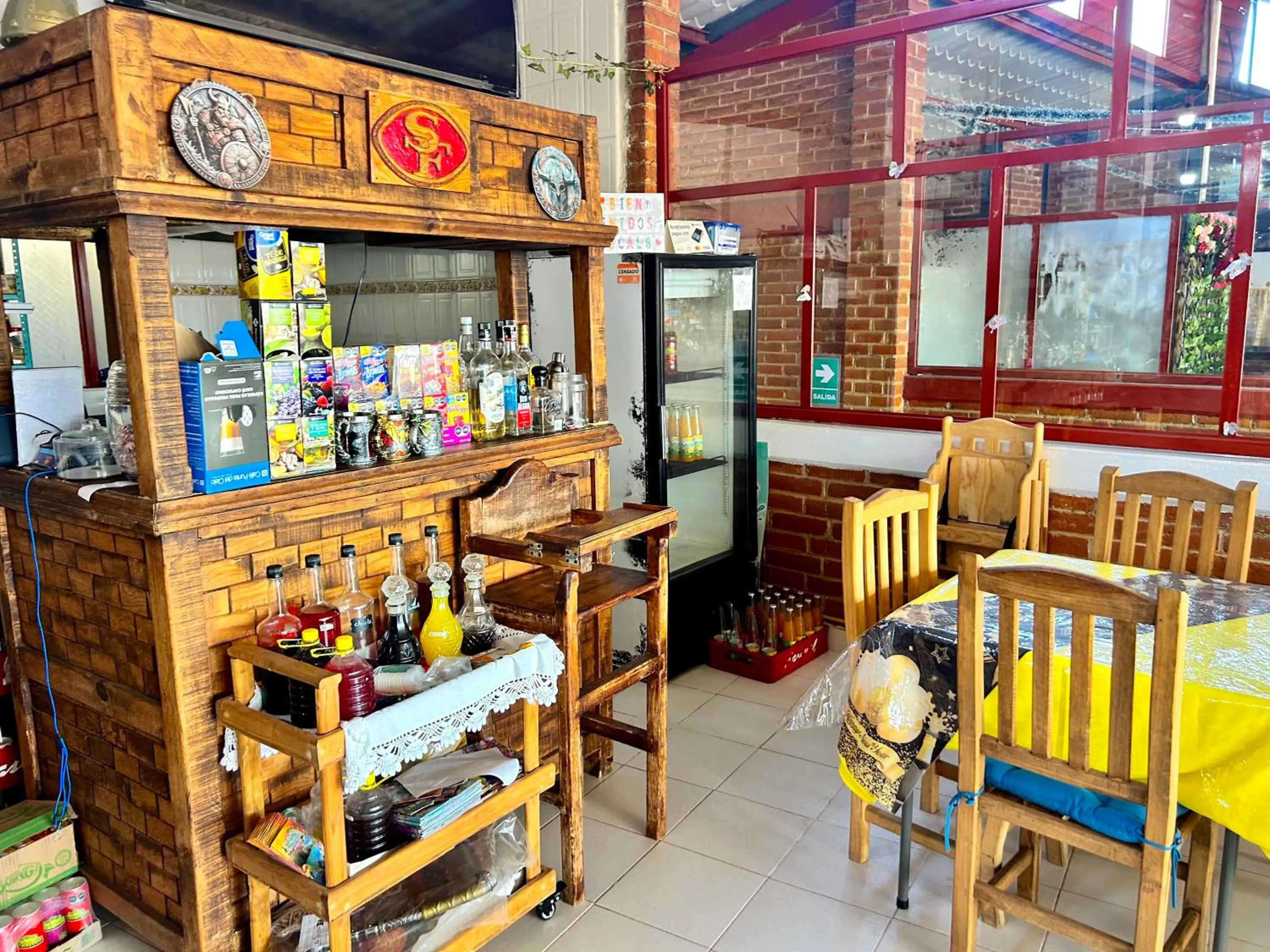 Restaurant/places to eat in Hotel Las Palmas By GEstores