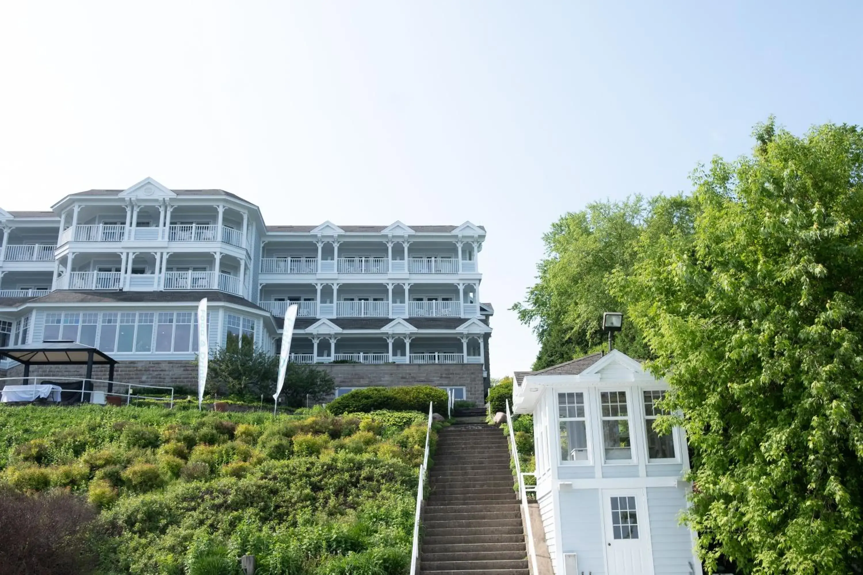 Property building in The Geneva Inn Property building in The Geneva Inn