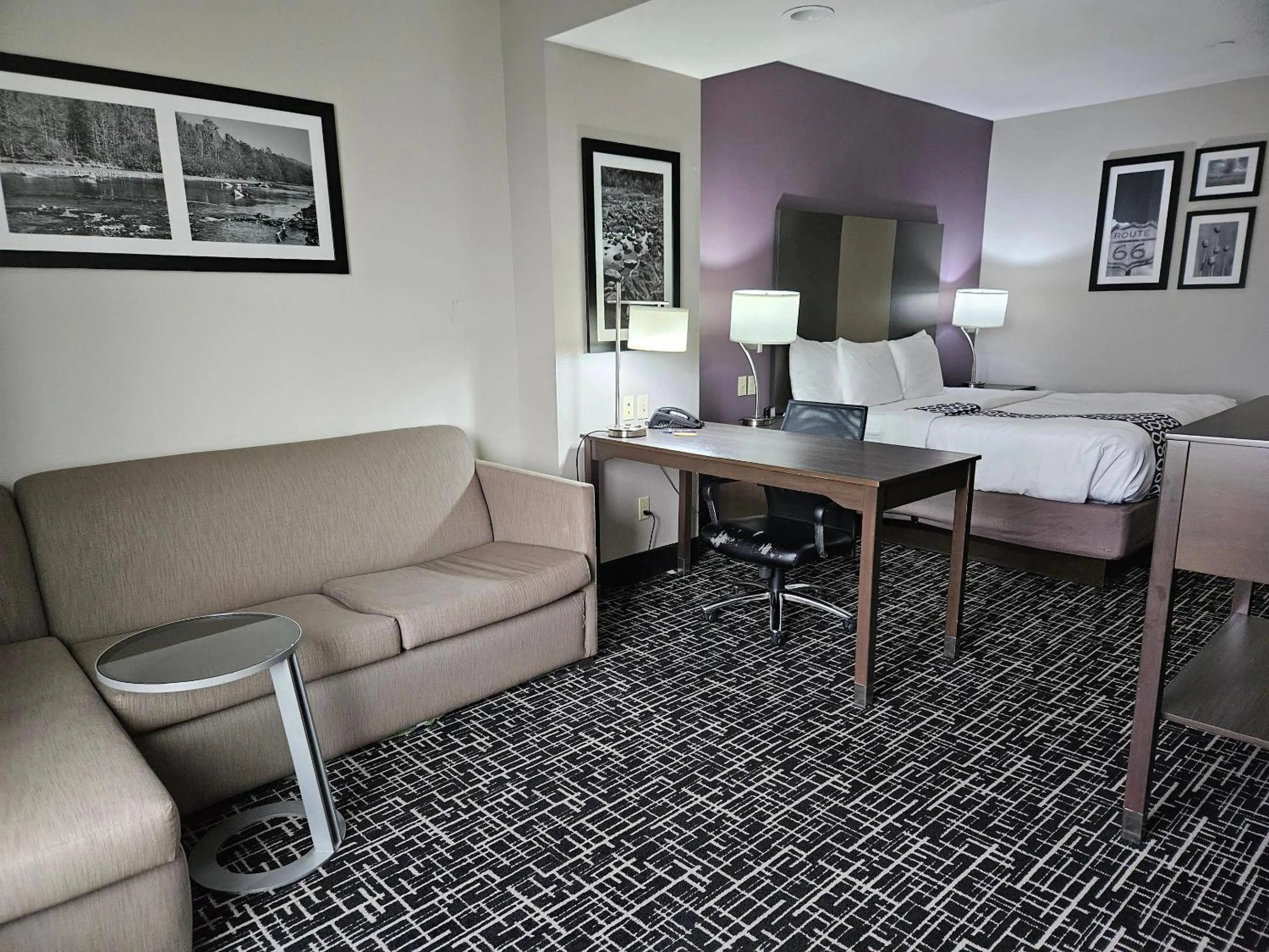 Bedroom in Comfort Inn & Suites