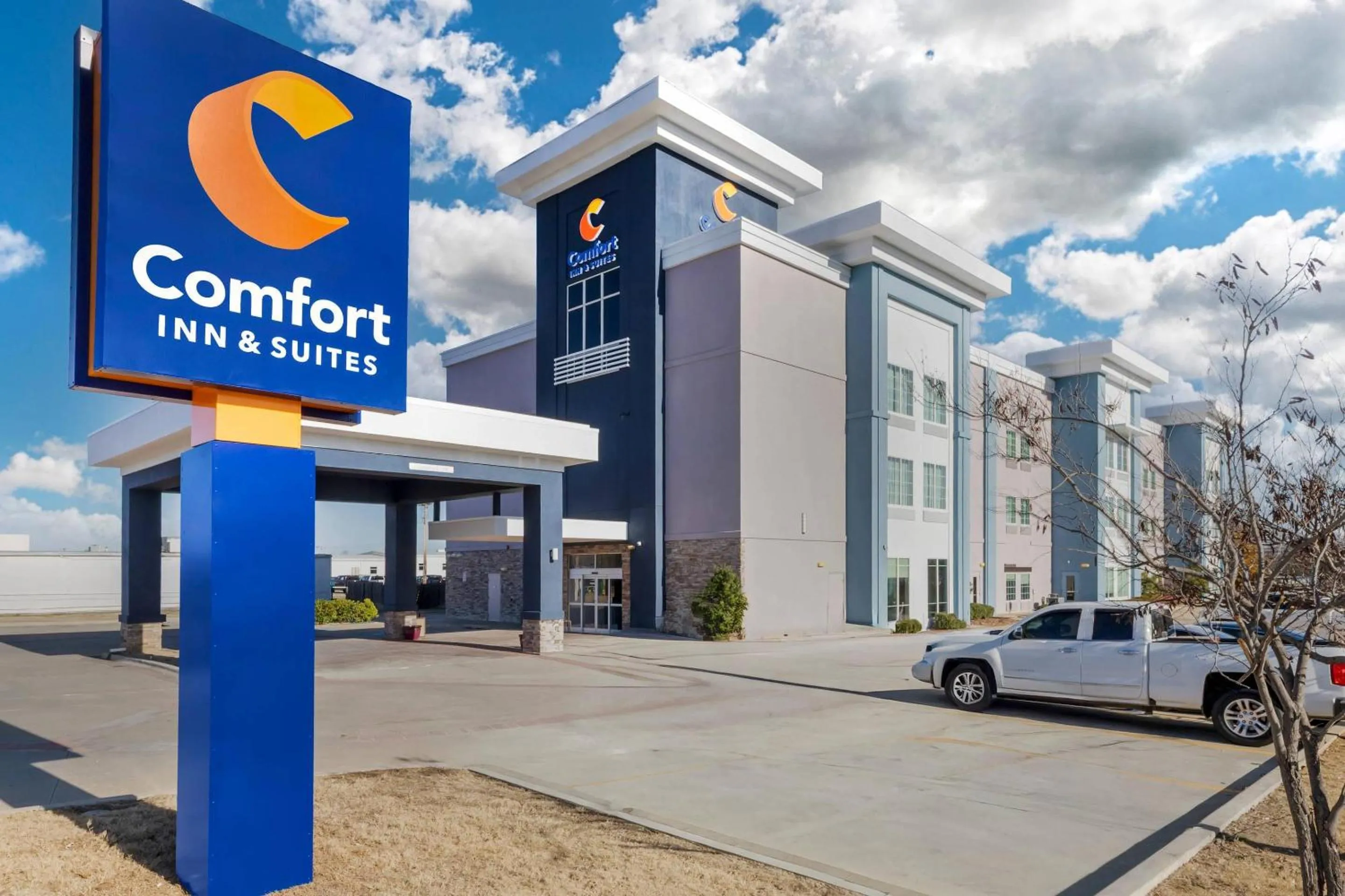 Property building in Comfort Inn & Suites