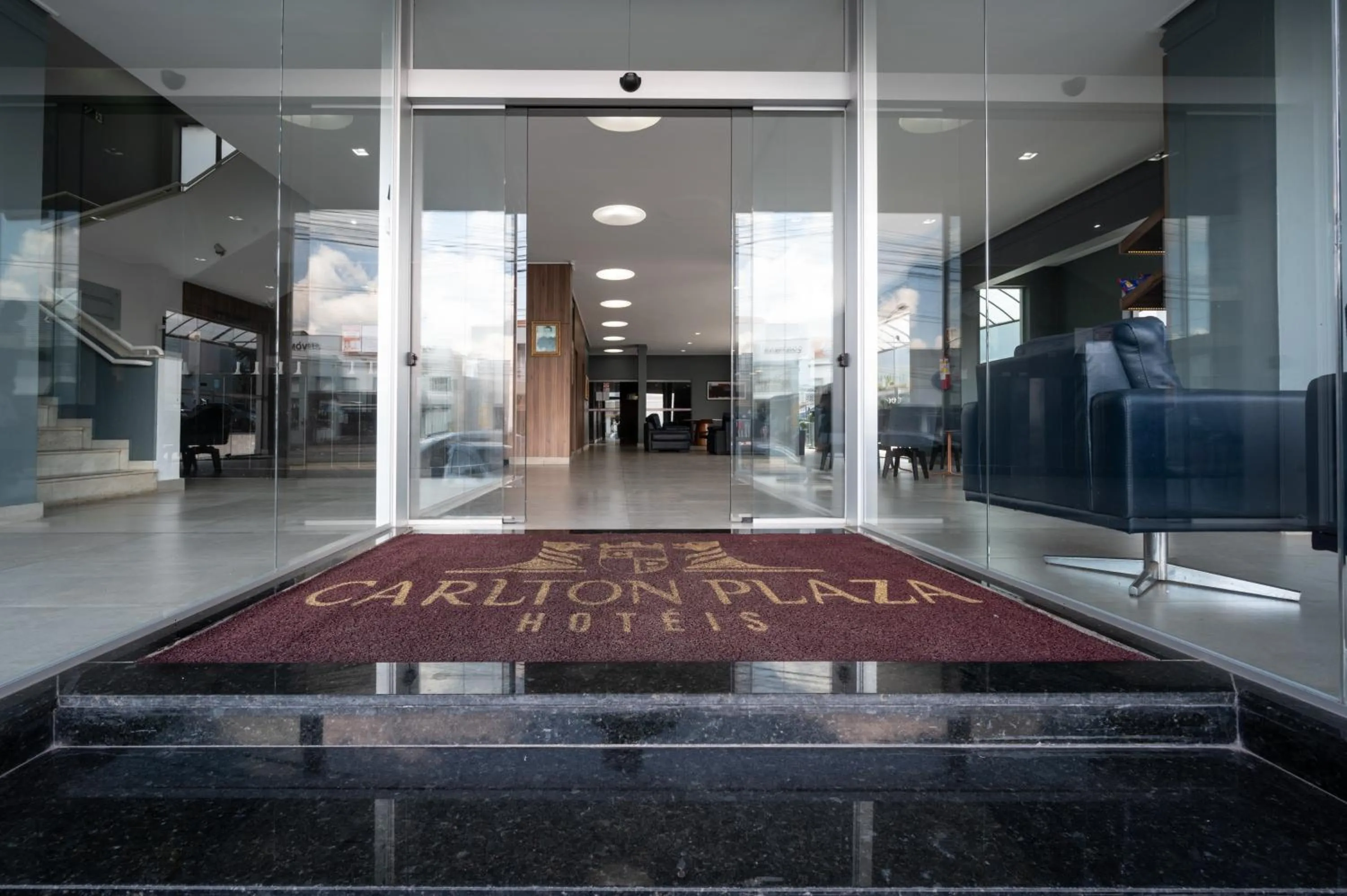 Facade/entrance in Italian Palace Hotel Rede Carlton
