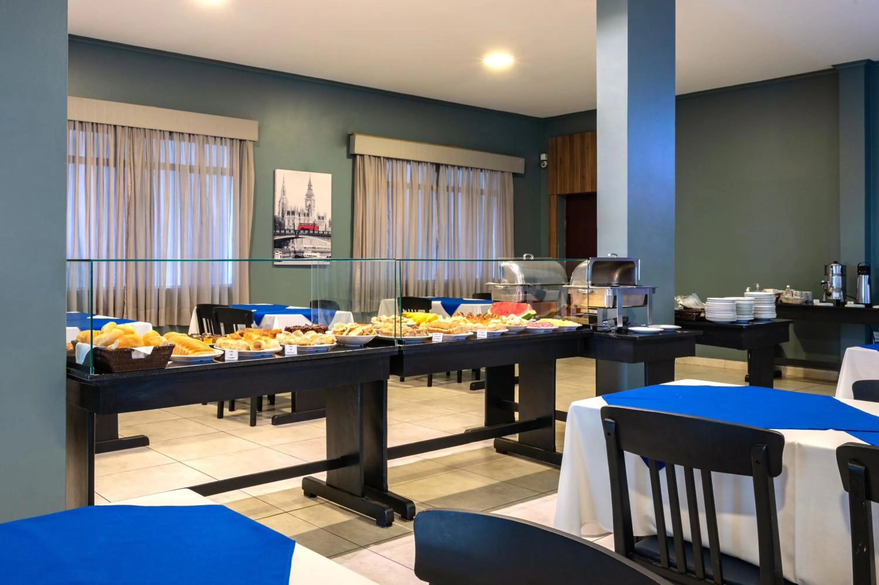 Restaurant/places to eat in Italian Palace Hotel Rede Carlton