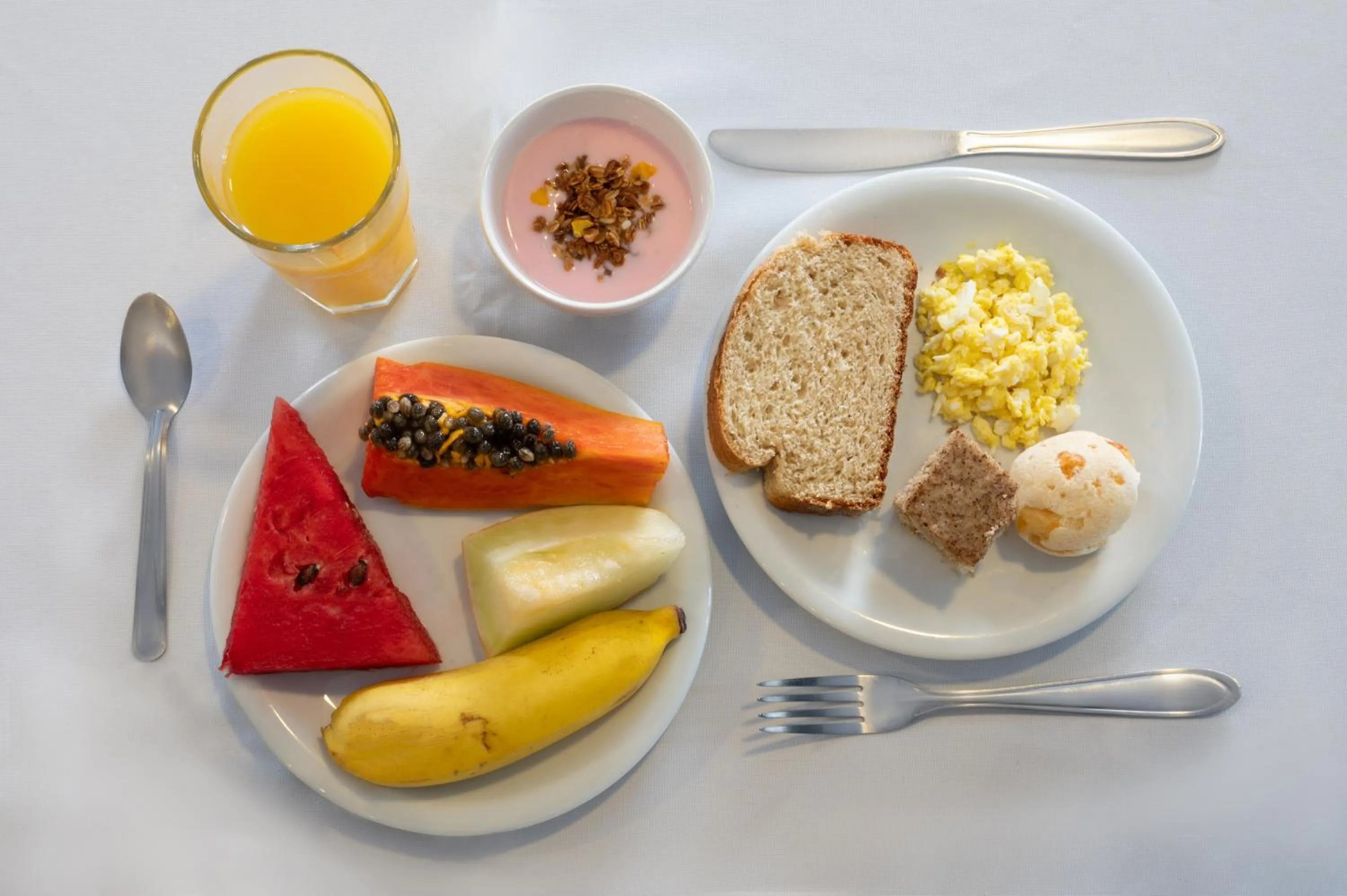 Breakfast in Italian Palace Hotel Rede Carlton