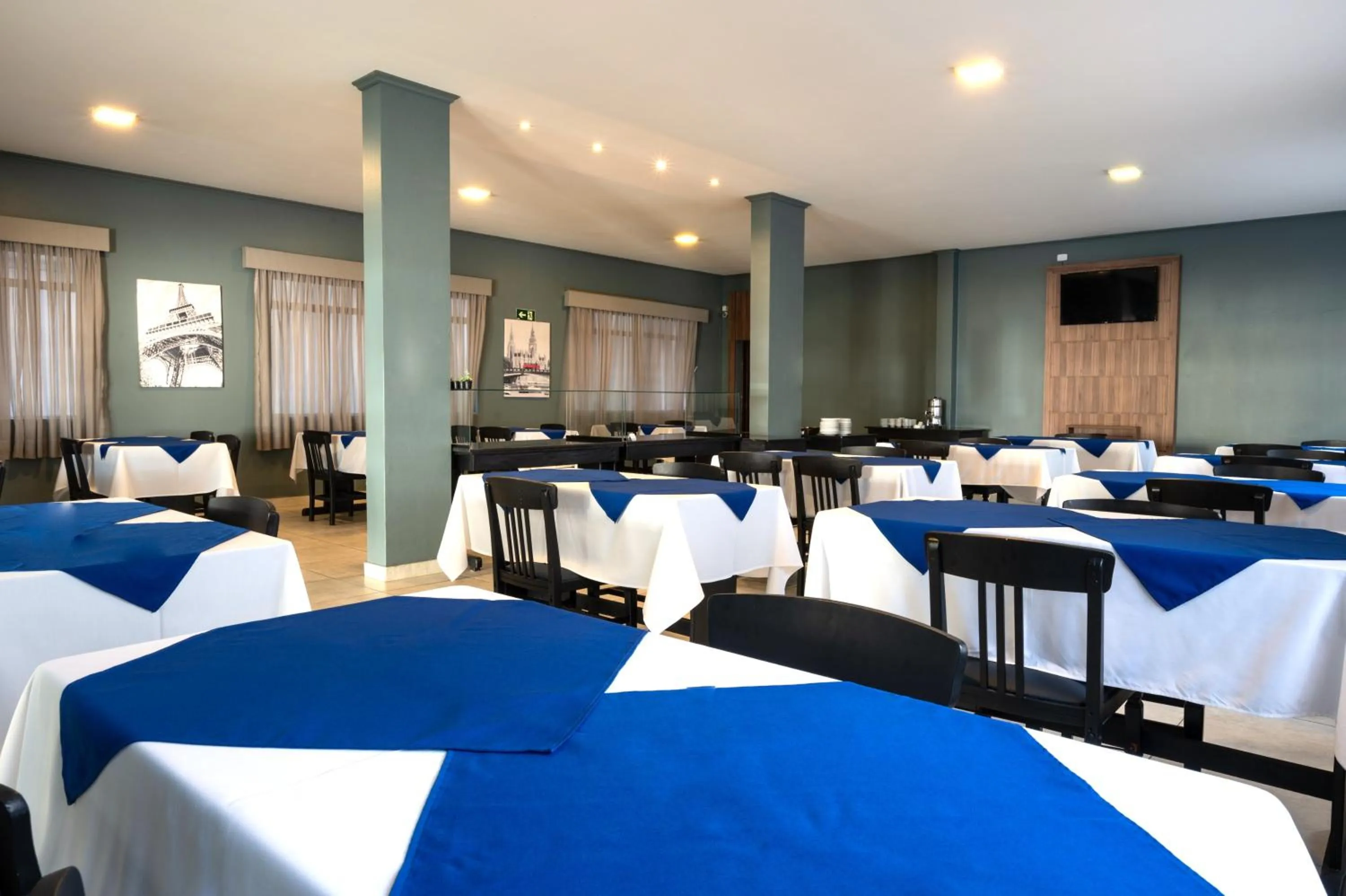 Restaurant/places to eat in Italian Palace Hotel Rede Carlton