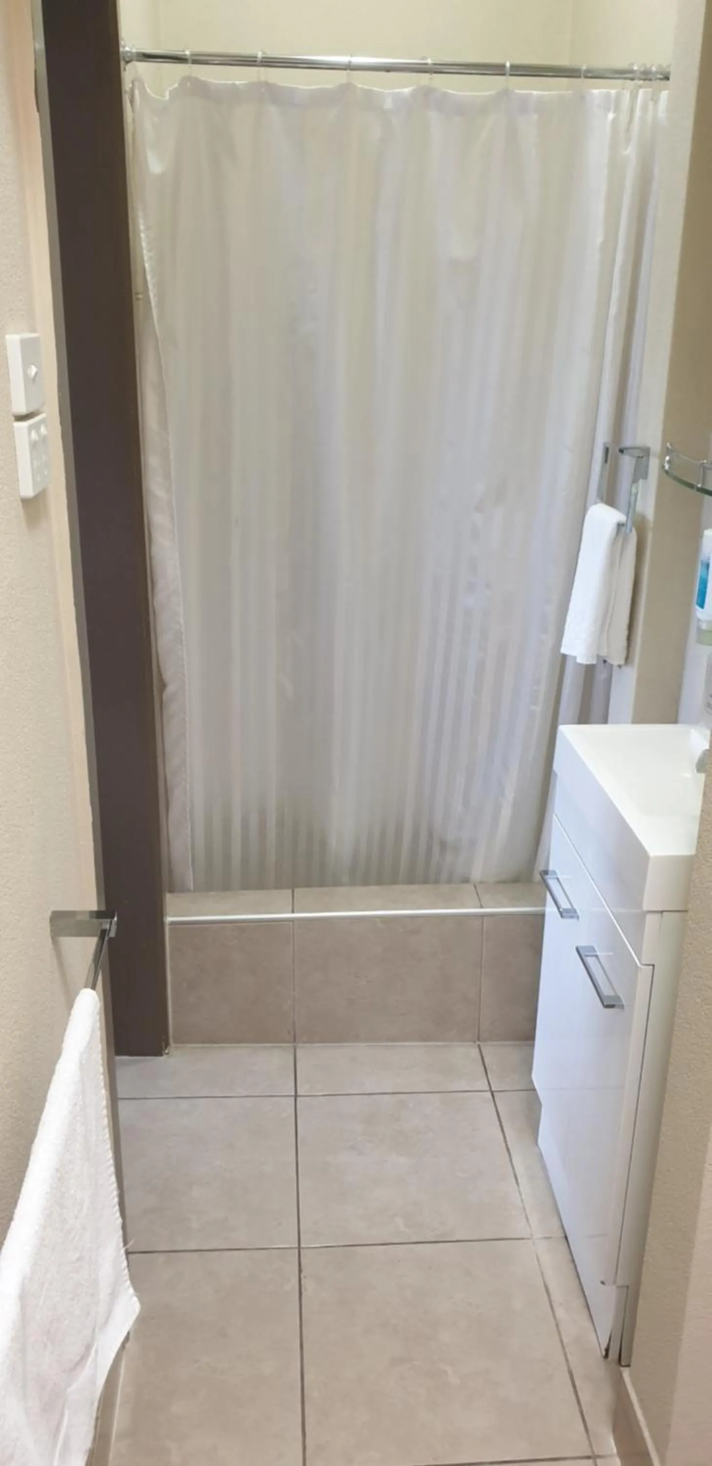 Bathroom in Seabrook Hotel