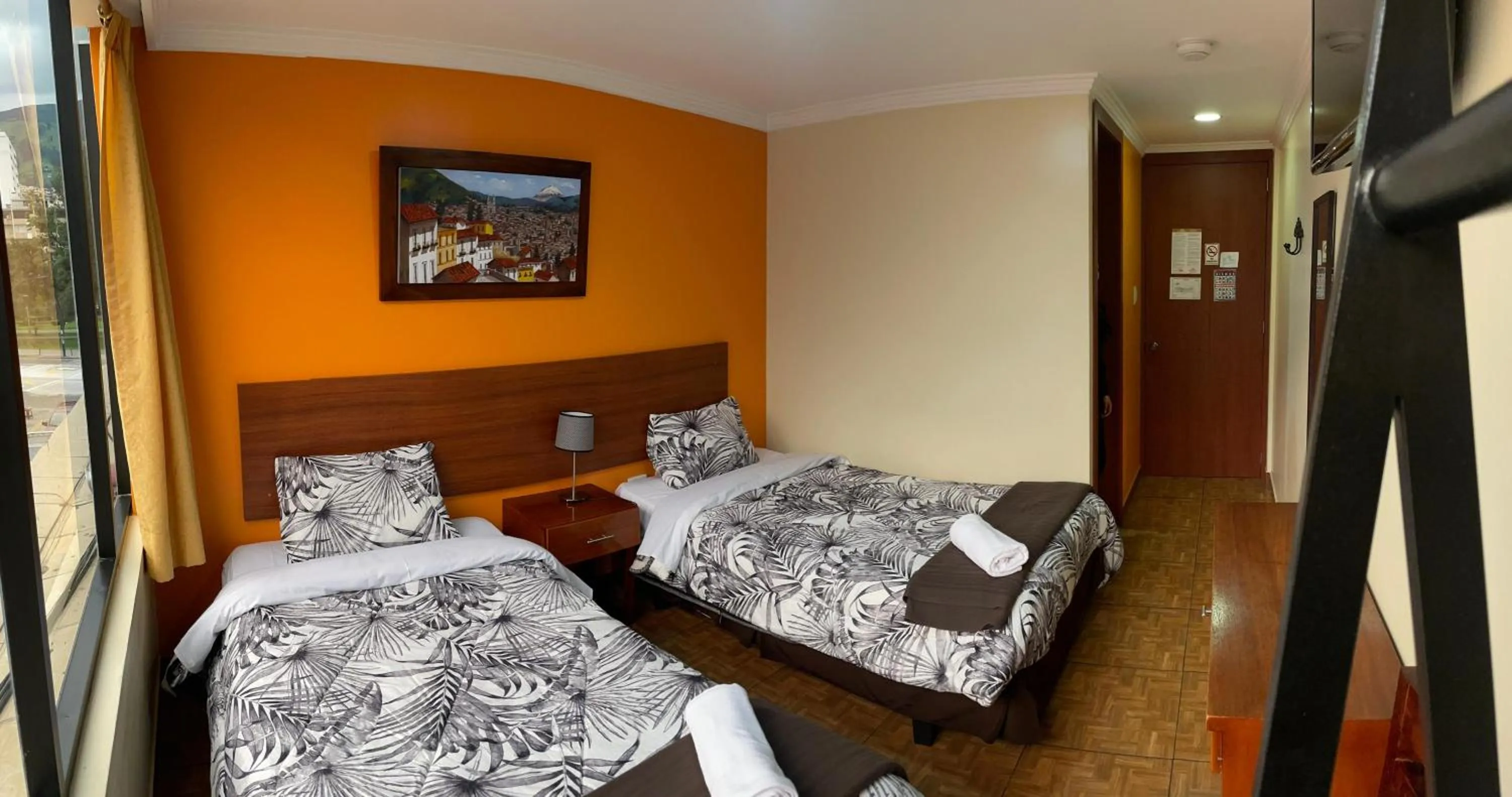 Photo of the whole room in Báltico Hostel