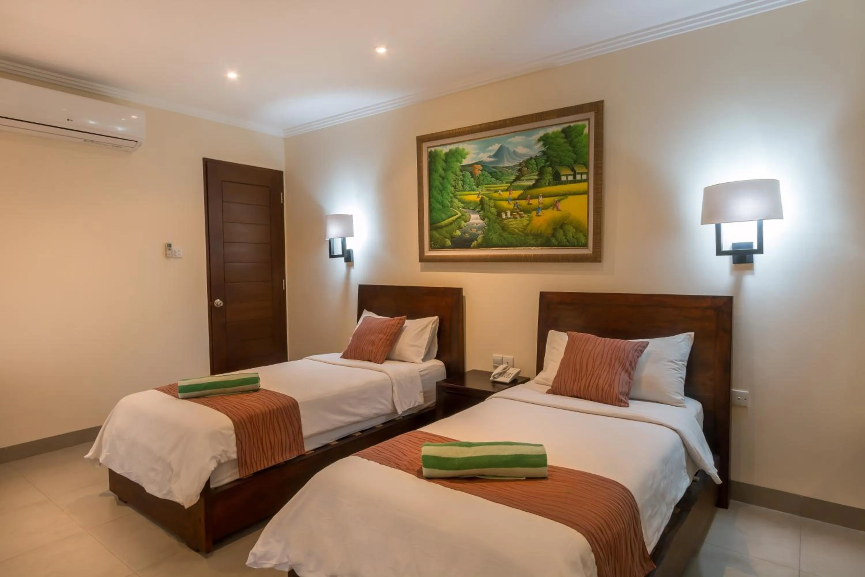 Bedroom, Bed in Peninsula Bay Resort