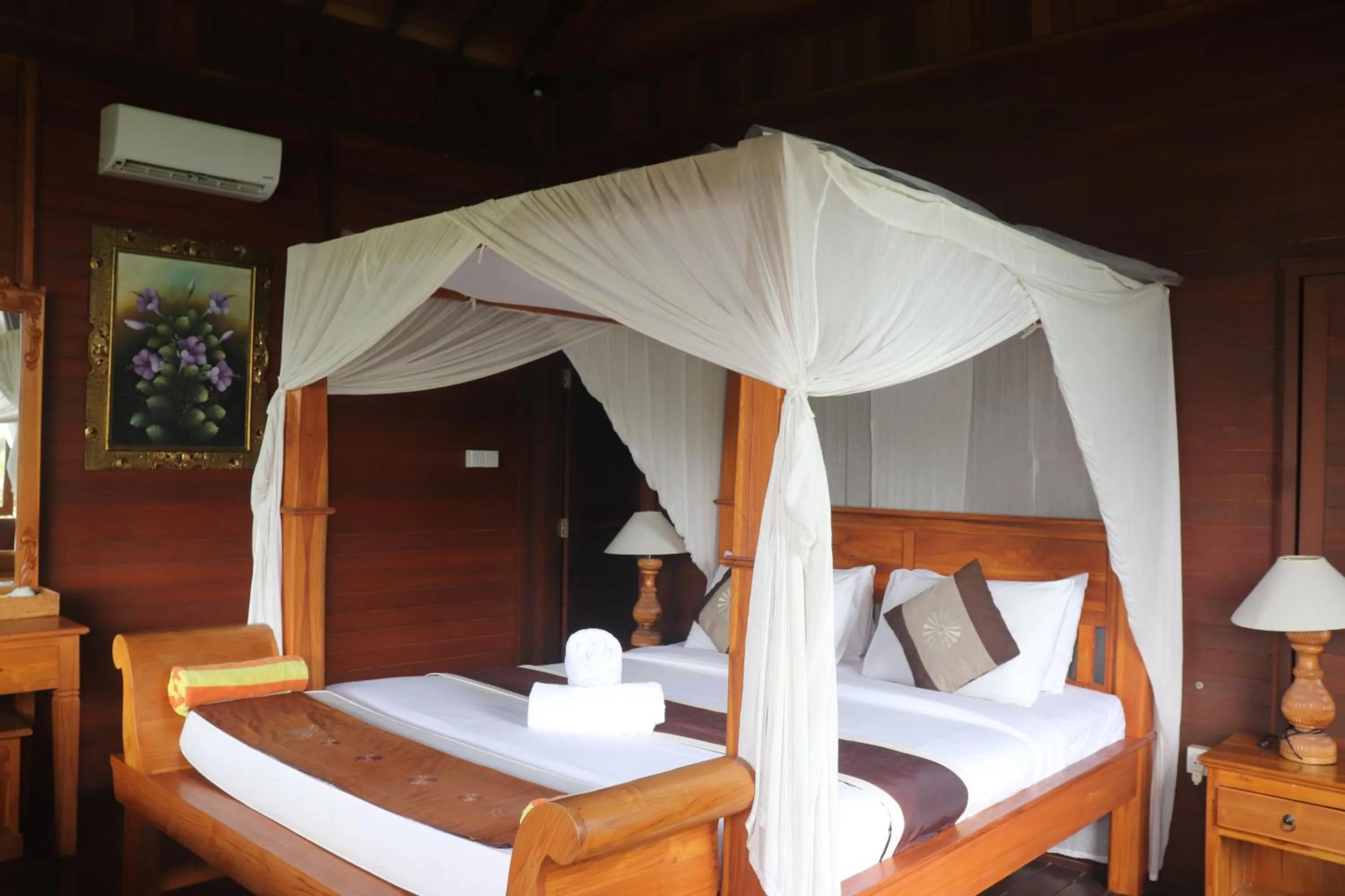 Bed in Beji Ayu Villas Sidemen