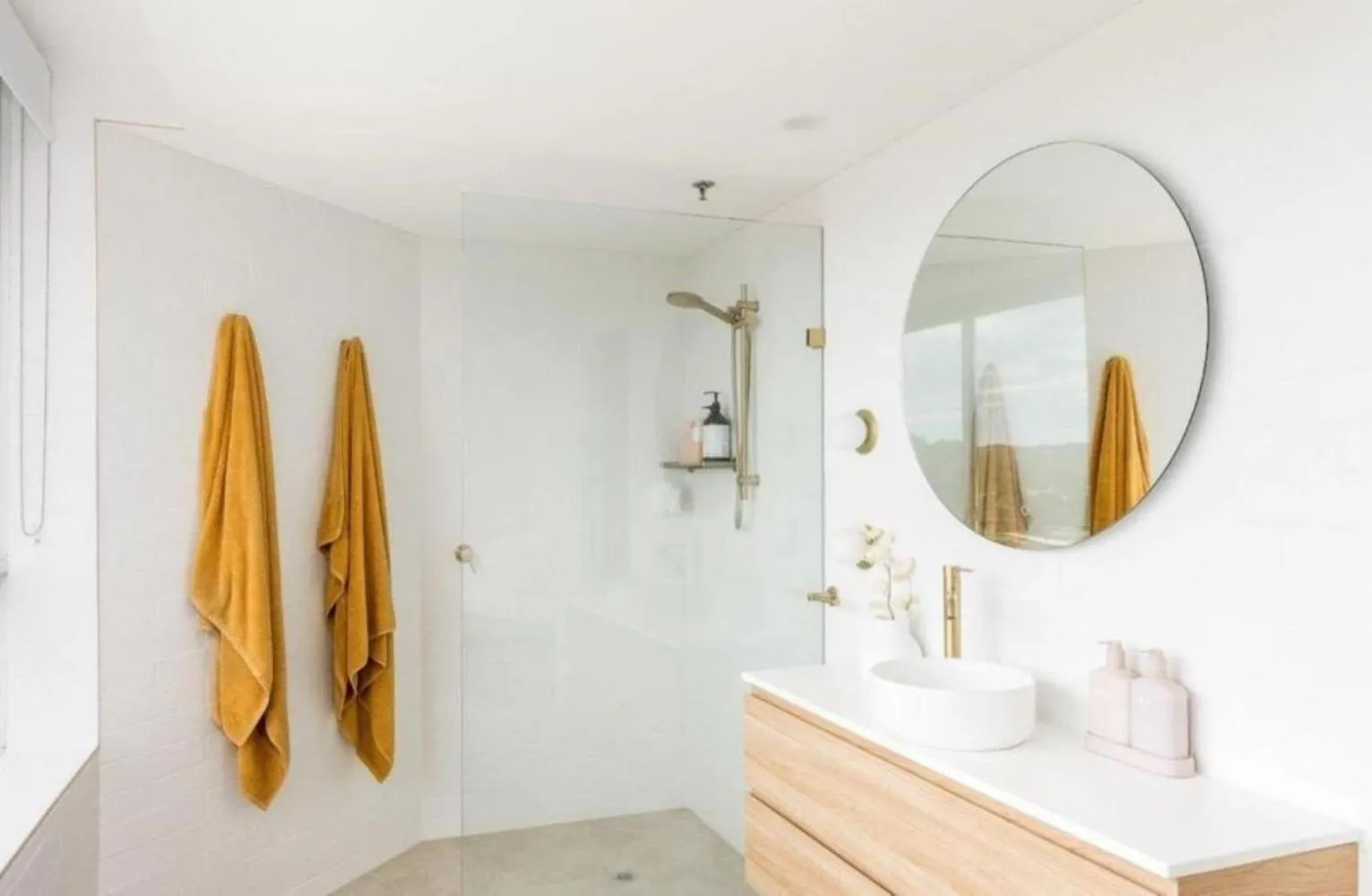 Shower in Ocean View Coastal Haven in Burleigh Heads