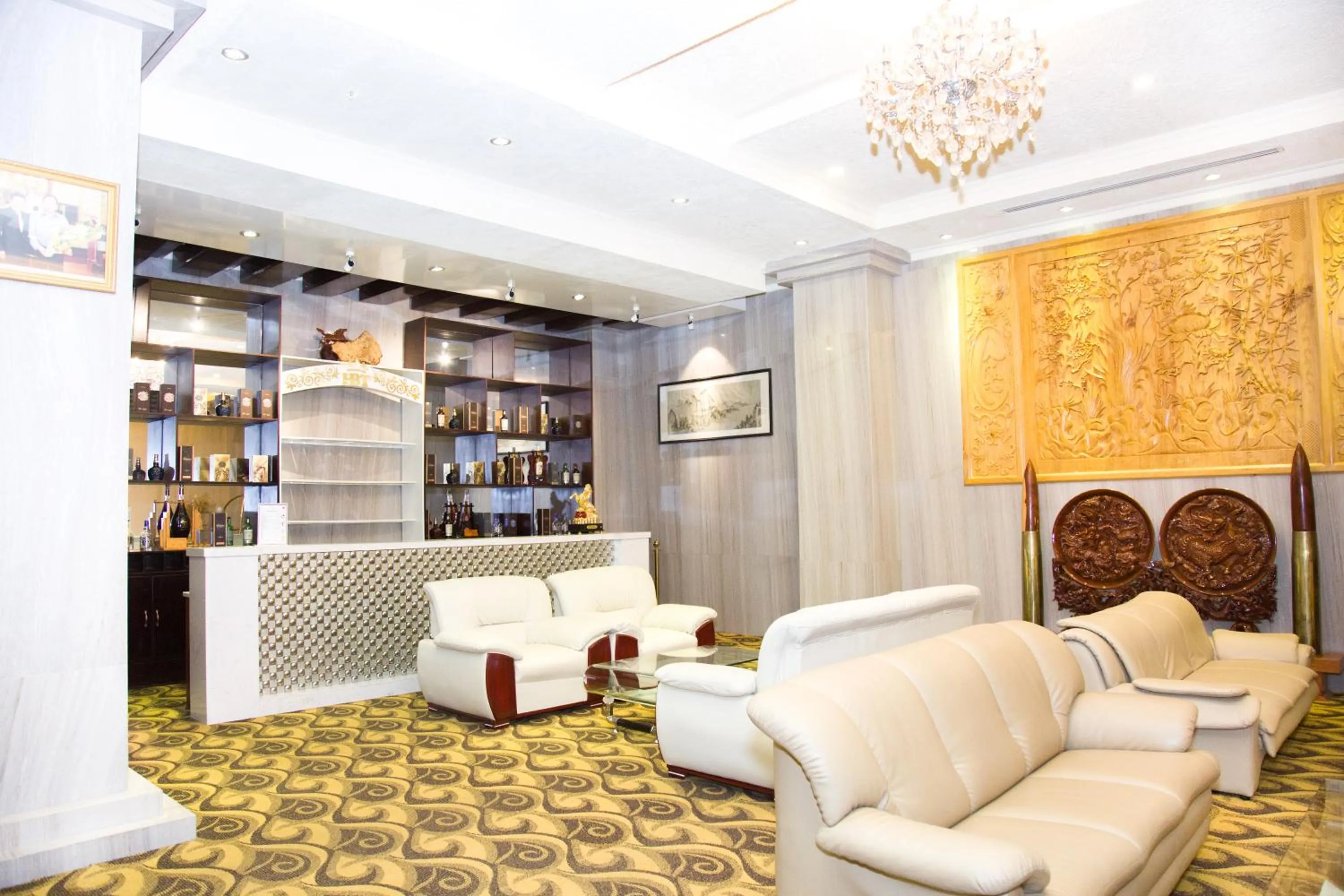 Hai Ba Trung Hotel & Spa