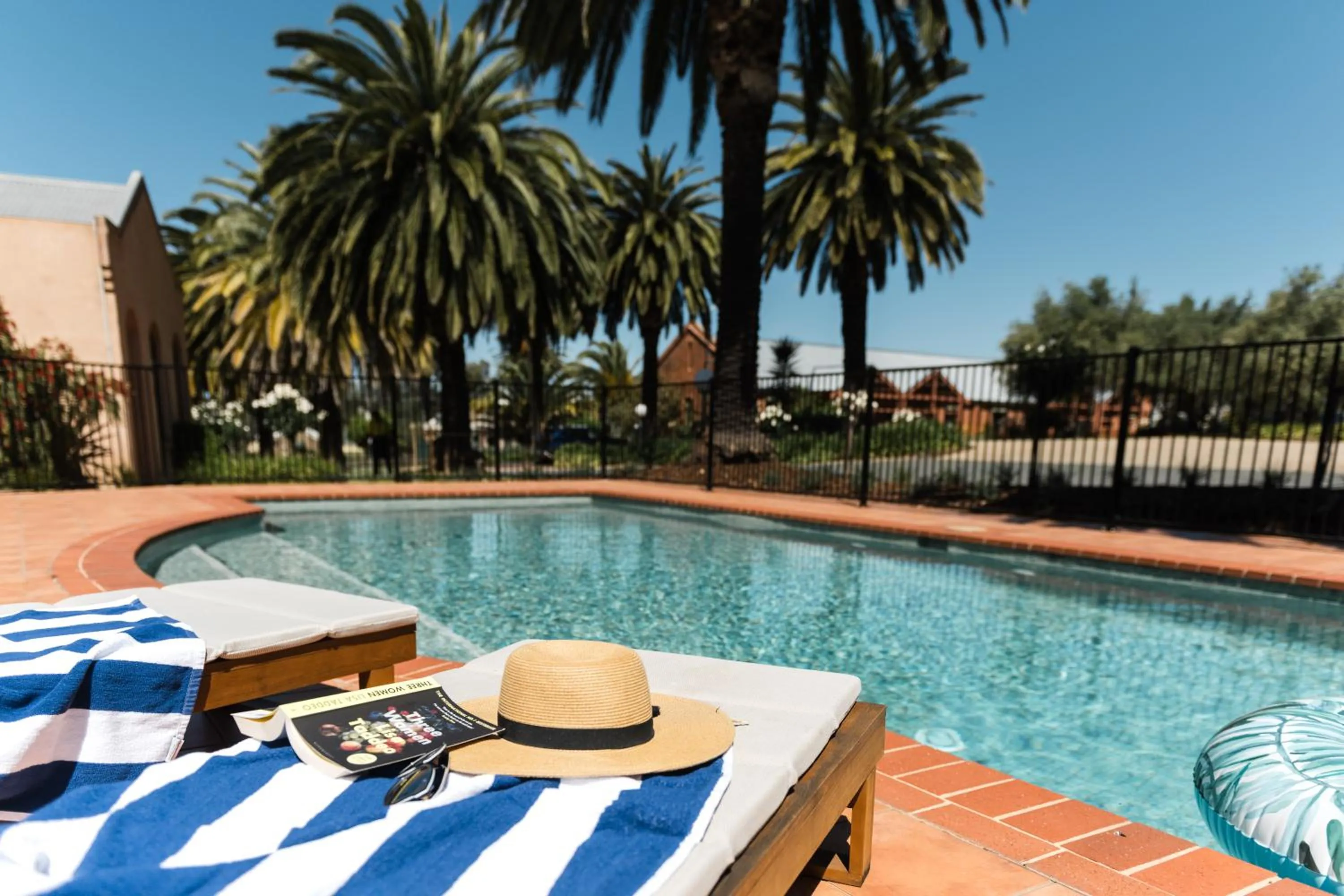 Garden in Tuileries at De Bortoli Rutherglen