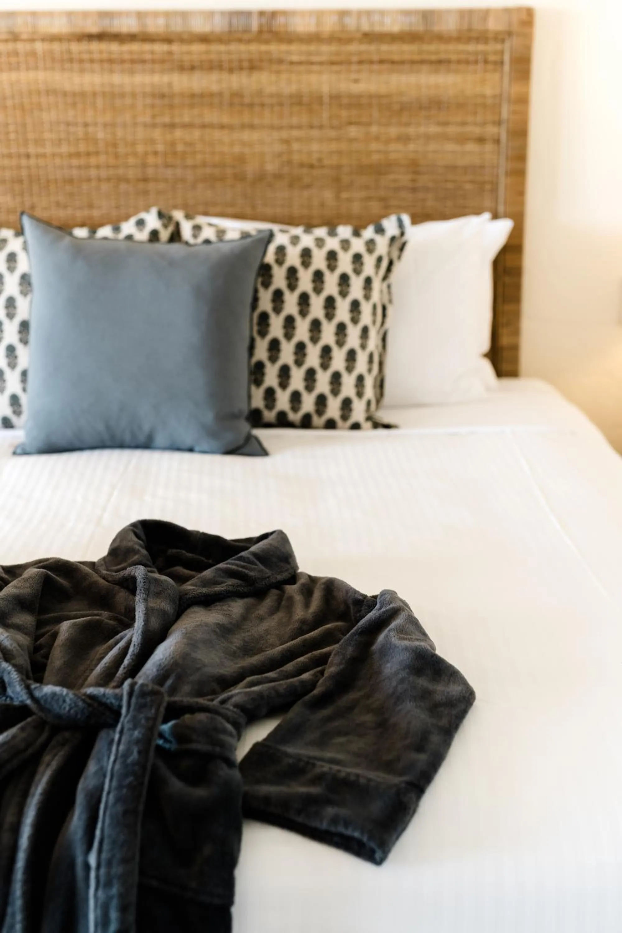 Bedroom, Bed in Tuileries at De Bortoli Rutherglen