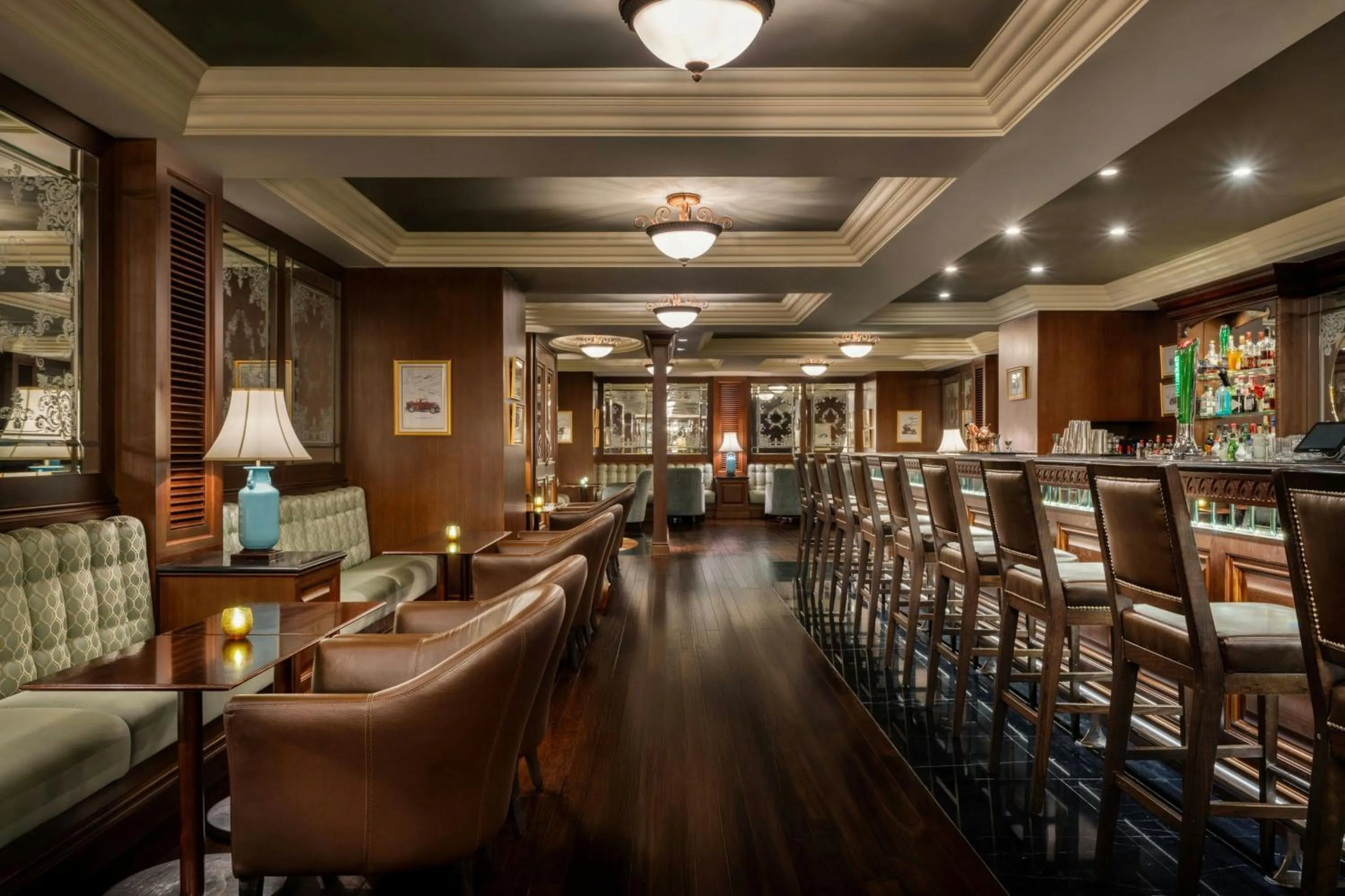 Restaurant/places to eat in JW Marriott Marquis City Center Doha