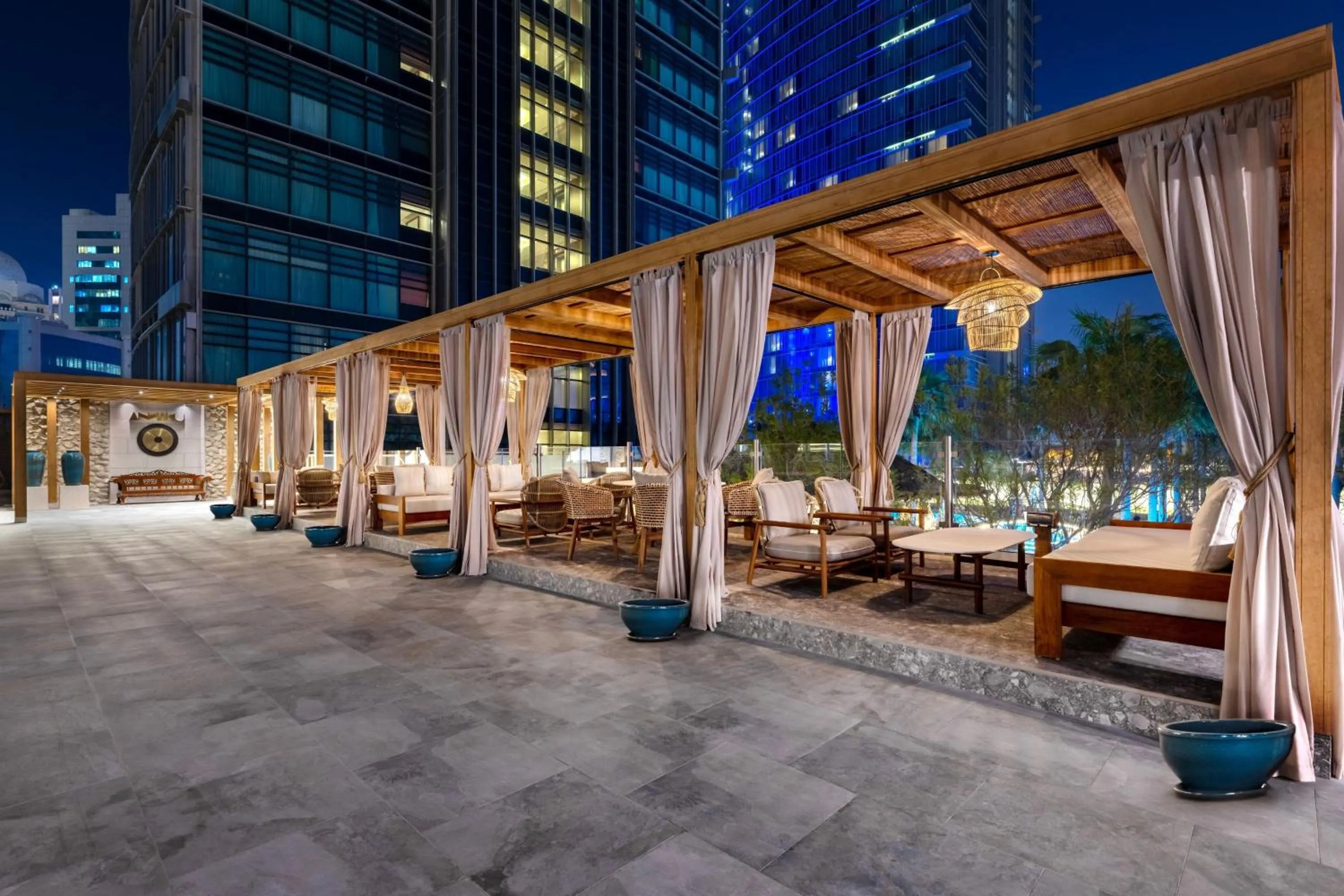 Restaurant/places to eat in JW Marriott Marquis City Center Doha