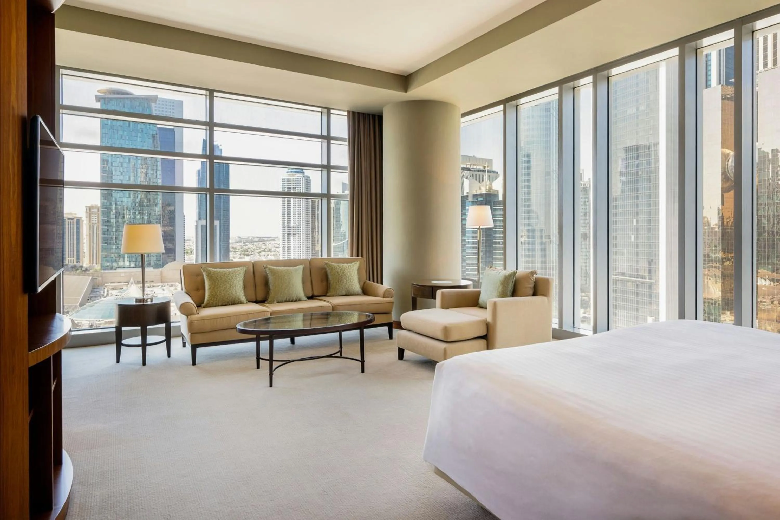 Bedroom, Bed in JW Marriott Marquis City Center Doha