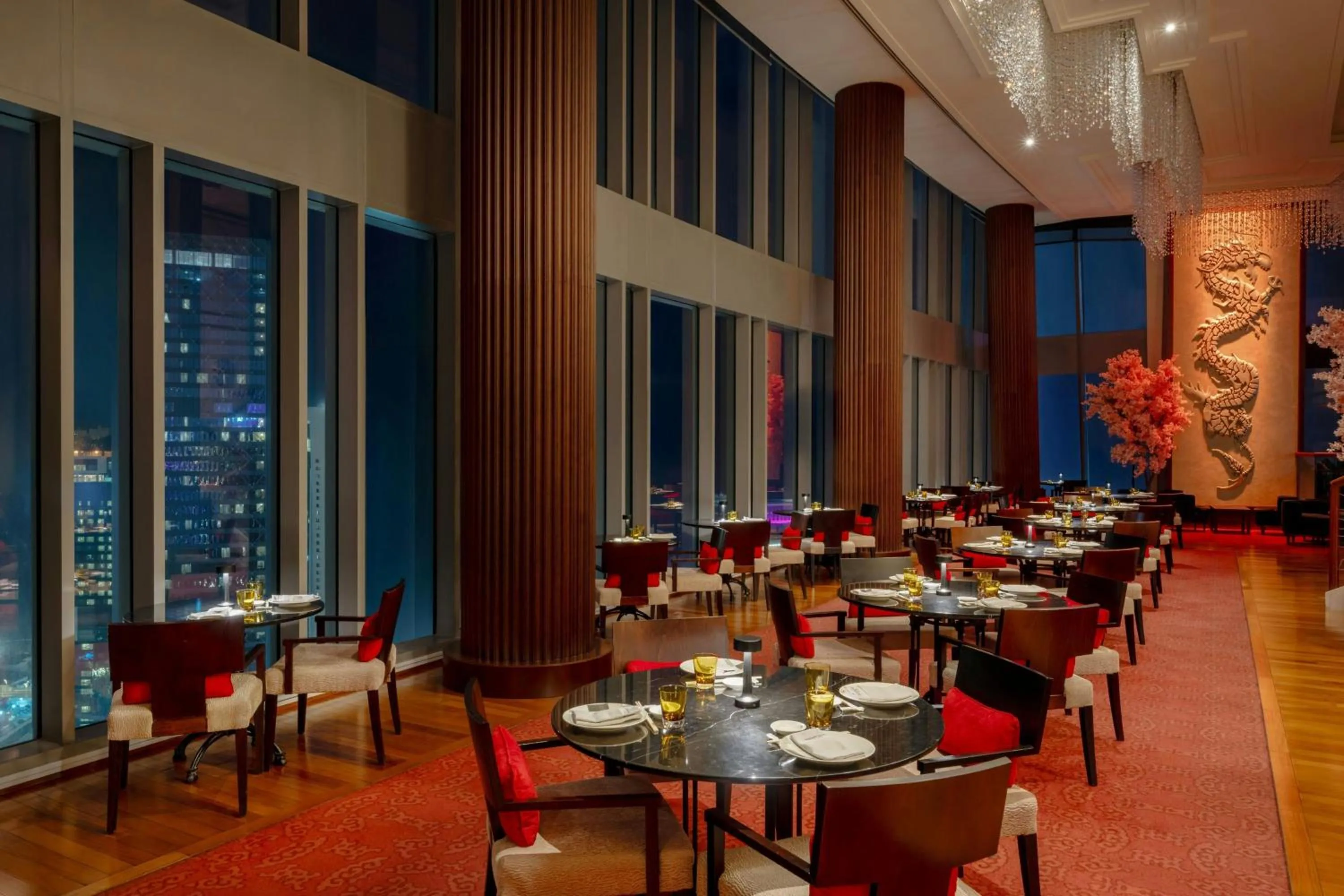 Restaurant/places to eat in JW Marriott Marquis City Center Doha