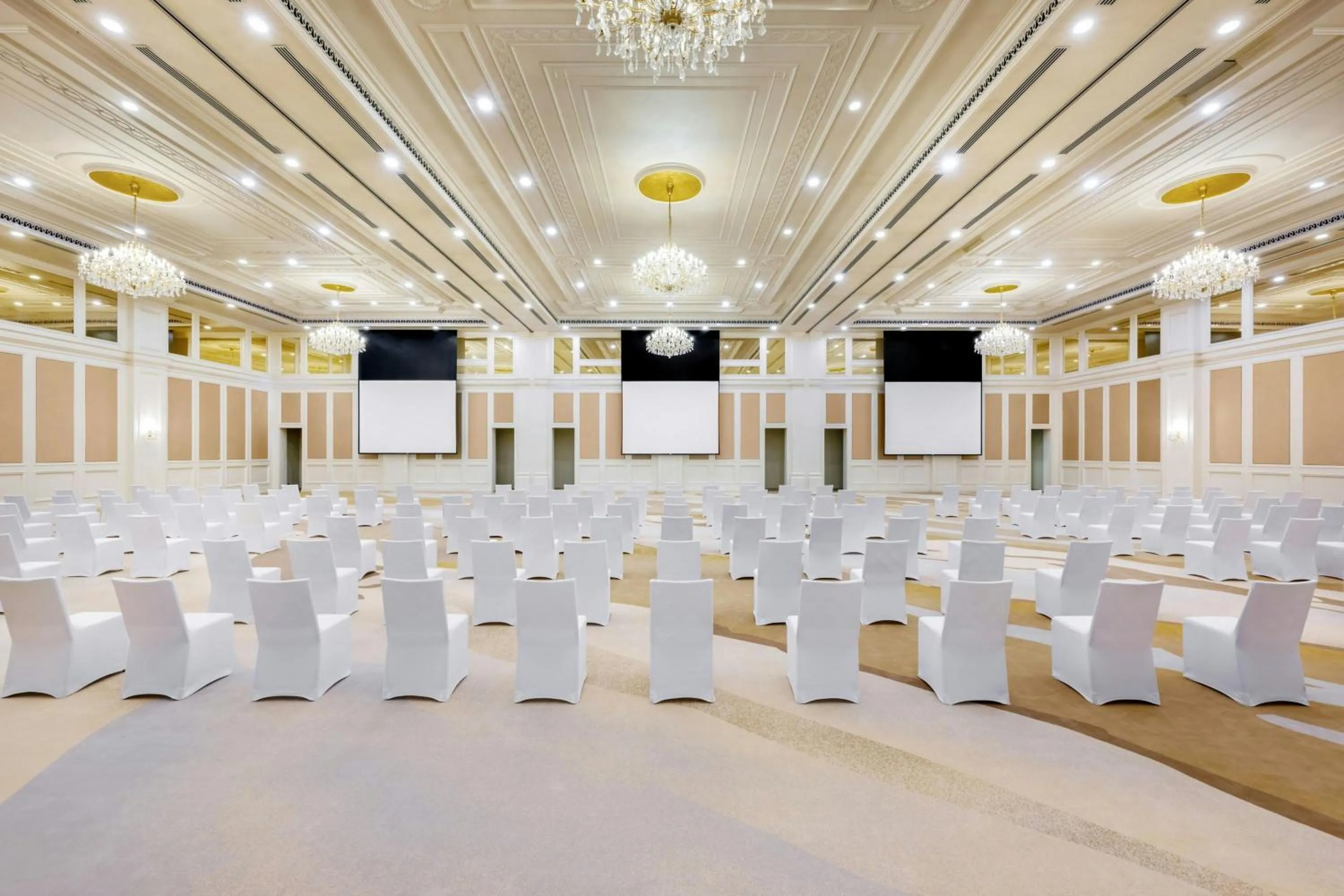 Meeting/conference room in JW Marriott Marquis City Center Doha