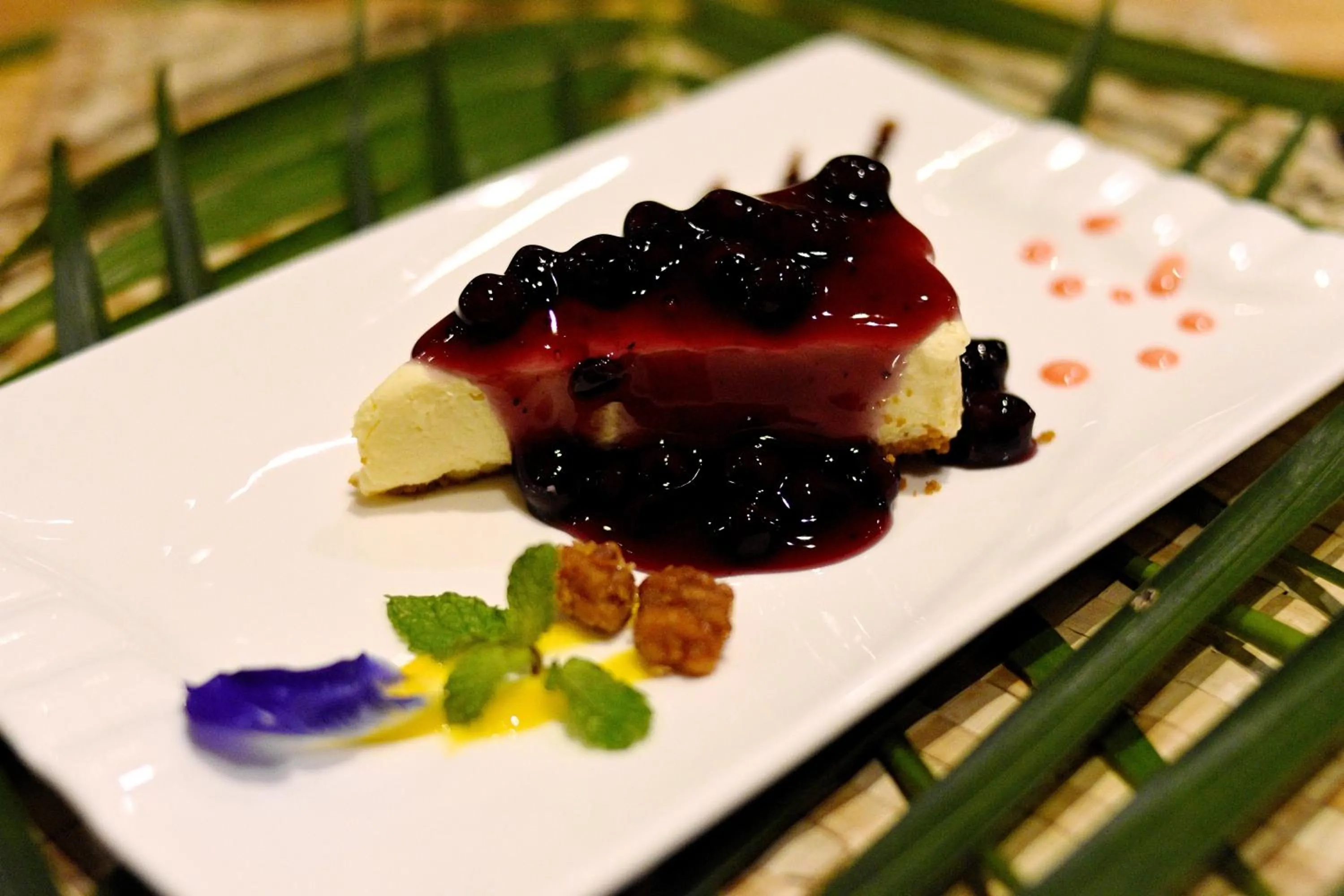 Restaurant/places to eat in Vida Homes Condo Resort