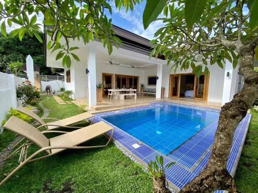 Patio in Vida Homes Condo Resort