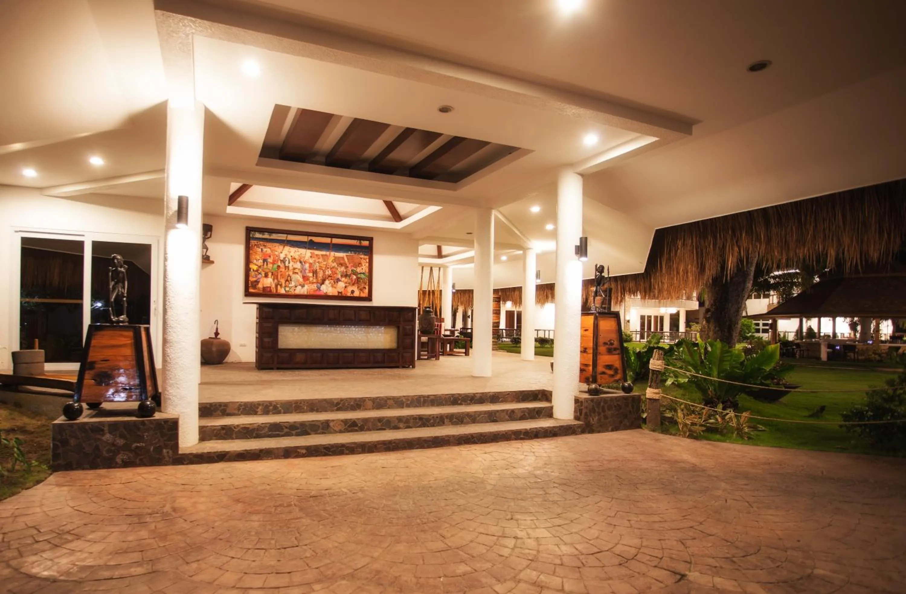 Facade/entrance in Vida Homes Condo Resort