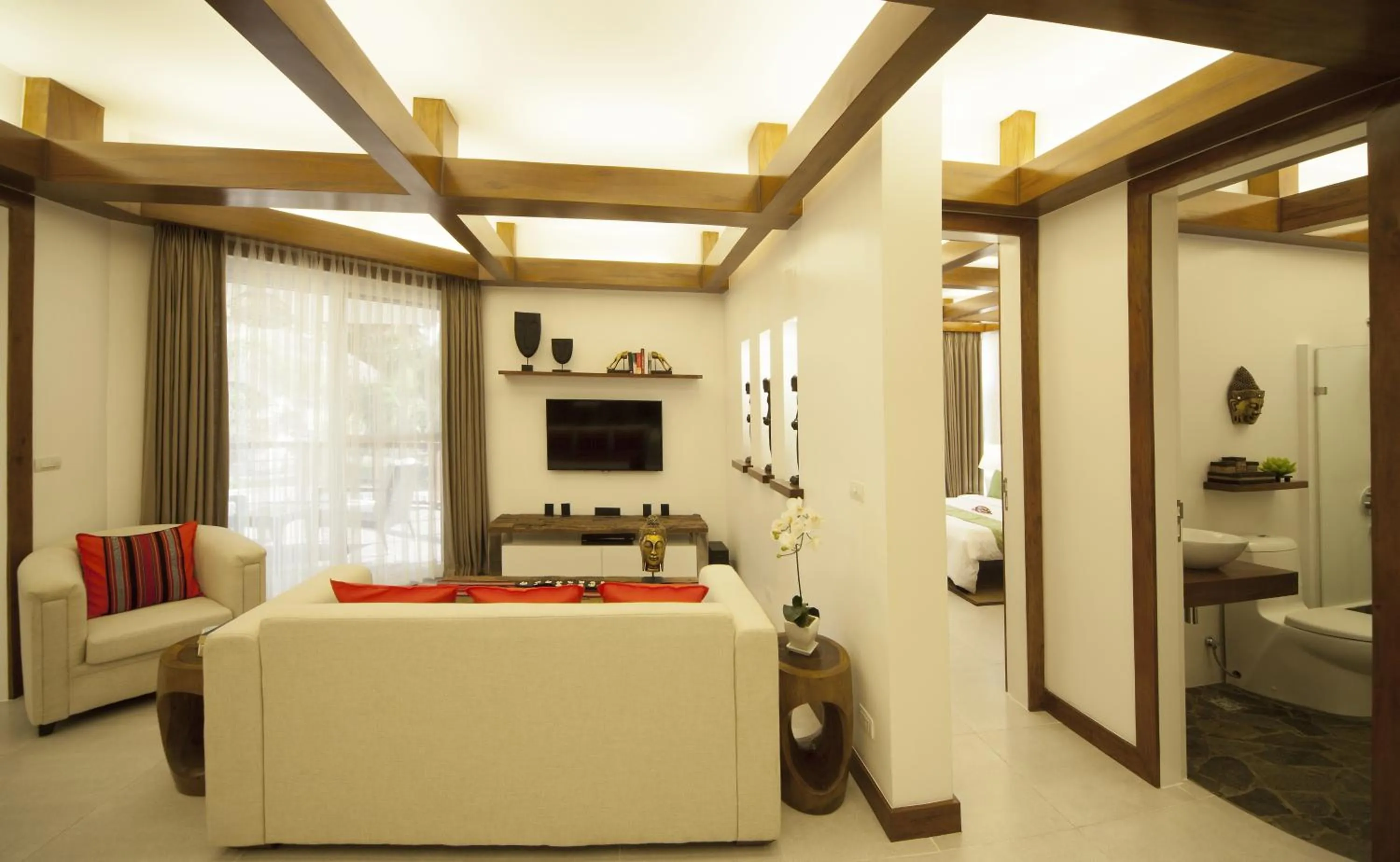 Toilet in Vida Homes Condo Resort