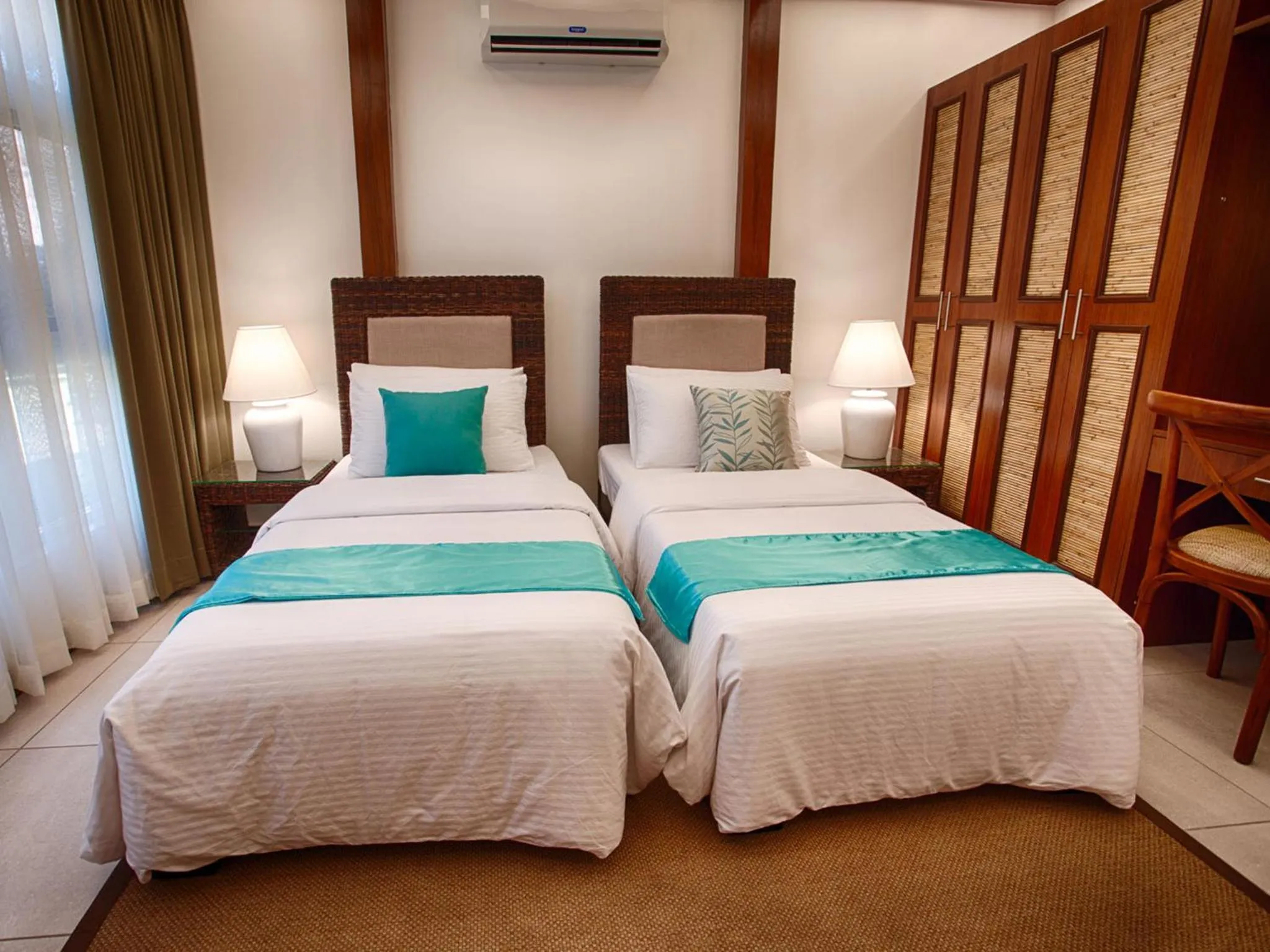 Bed in Vida Homes Condo Resort