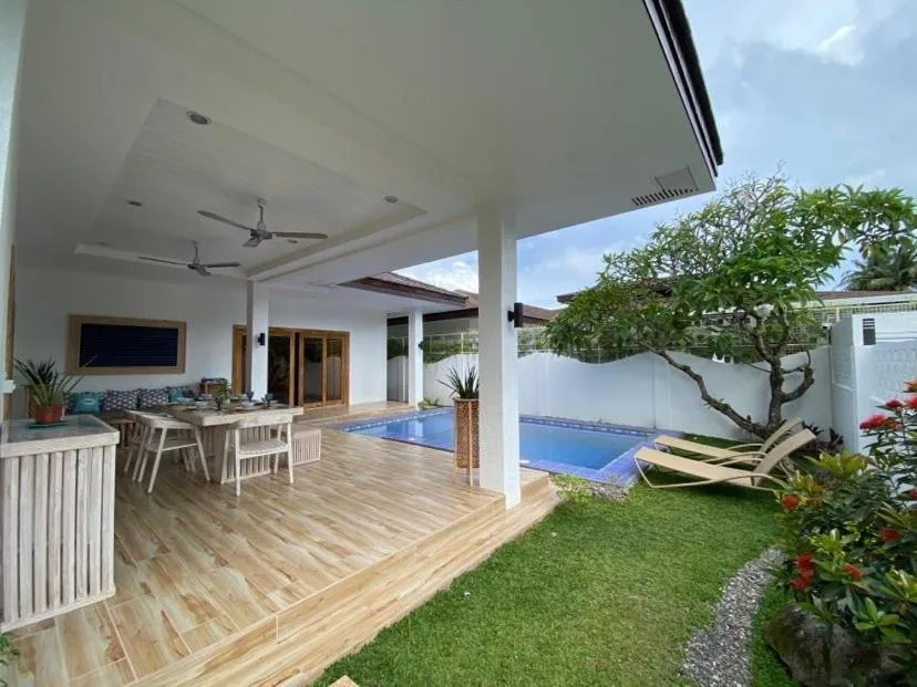 Balcony/Terrace in Vida Homes Condo Resort