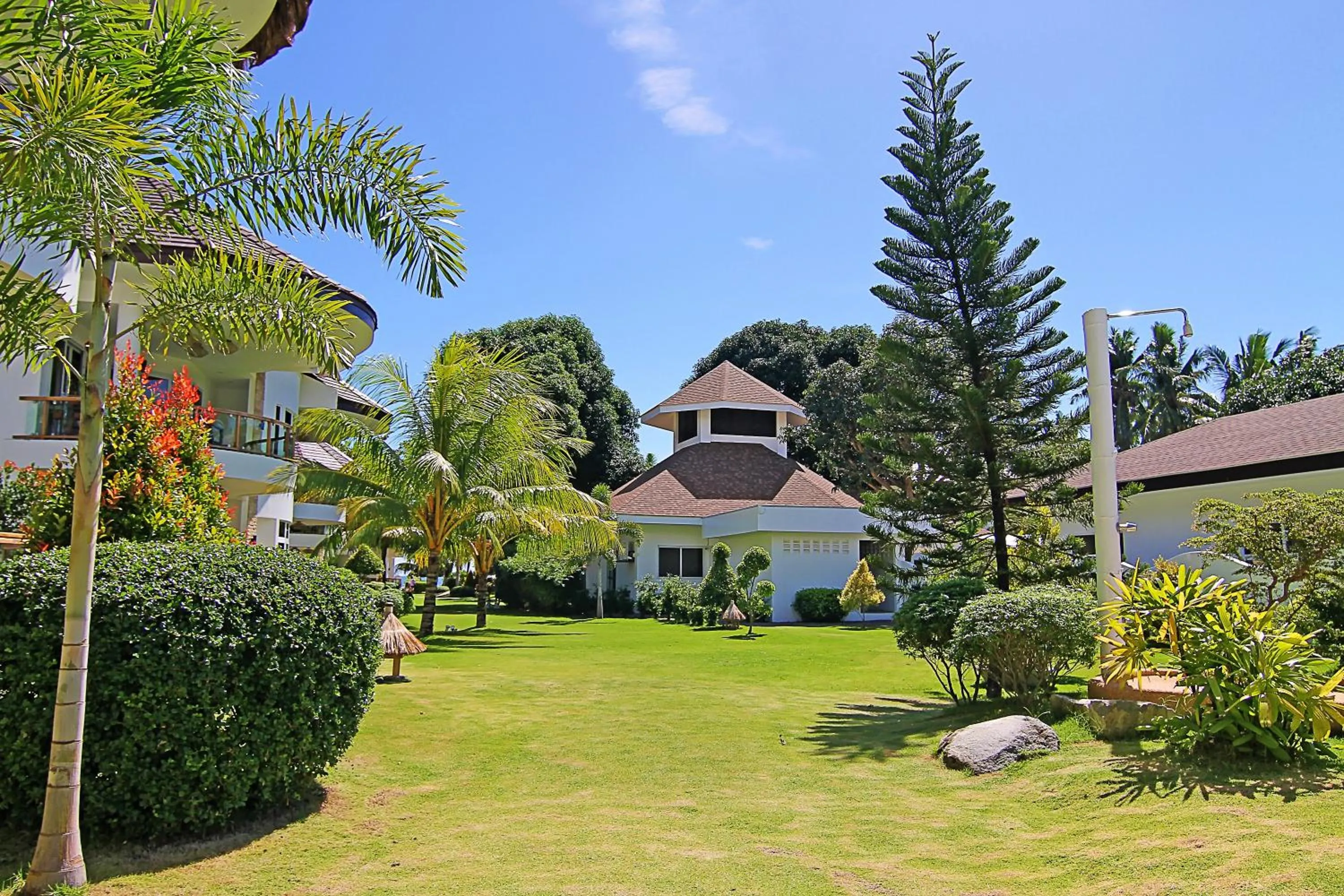 Garden in Vida Homes Condo Resort