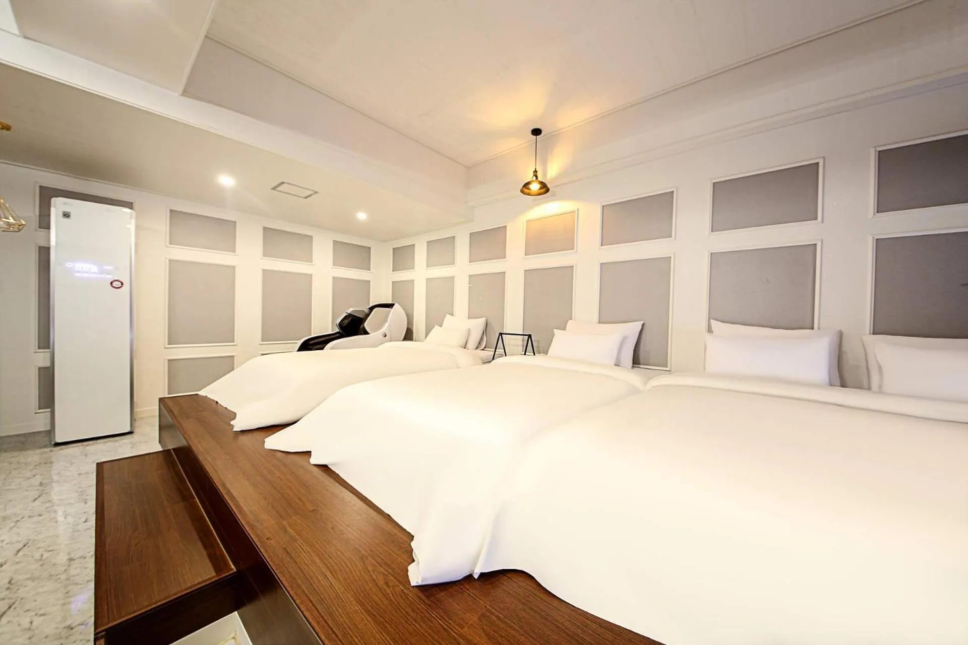 Bed in Fine Avenue Hotel