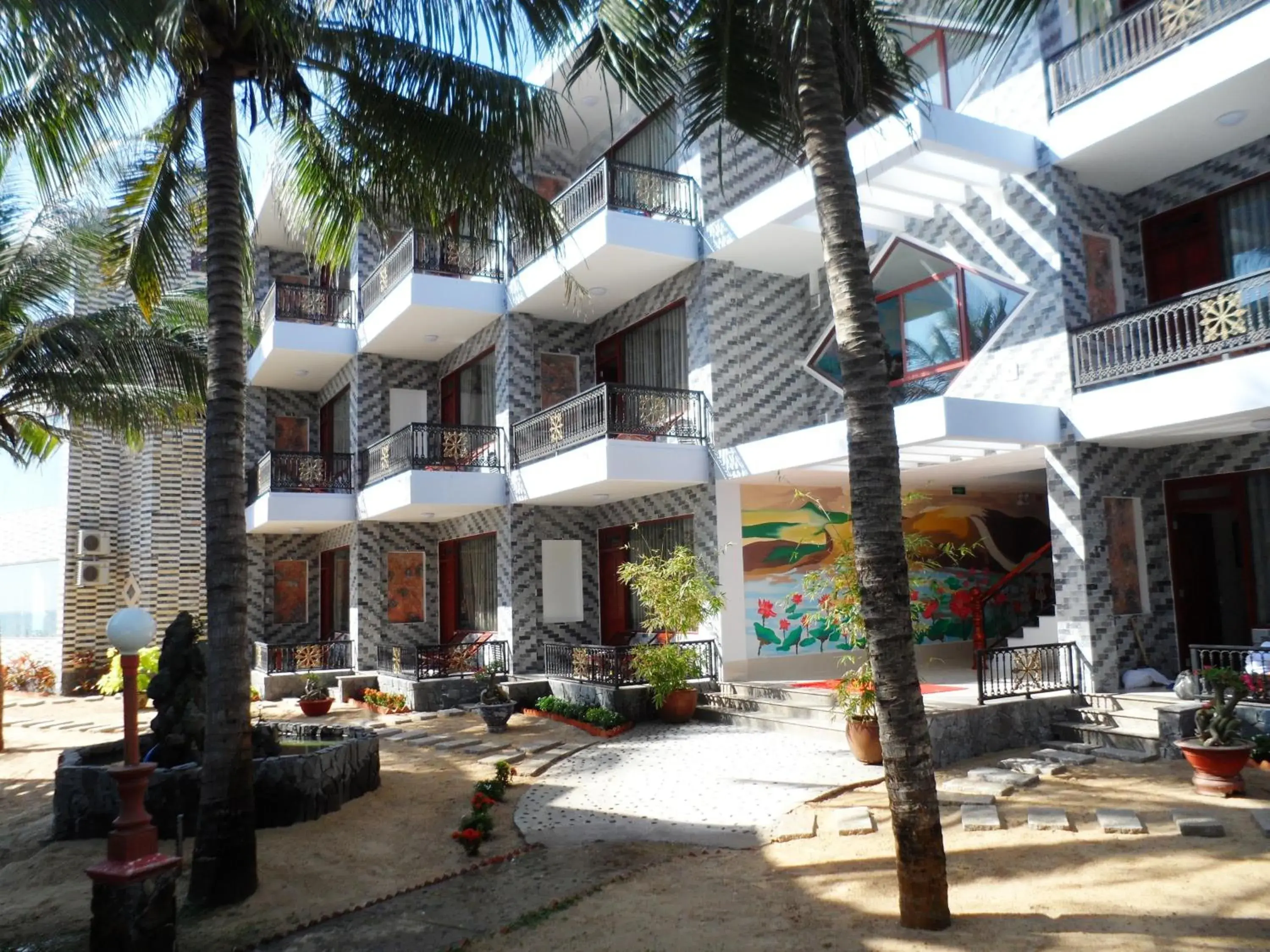 Facade/entrance in Palmira Beach Resort & Spa Facade/entrance in Palmira Beach Resort & Spa