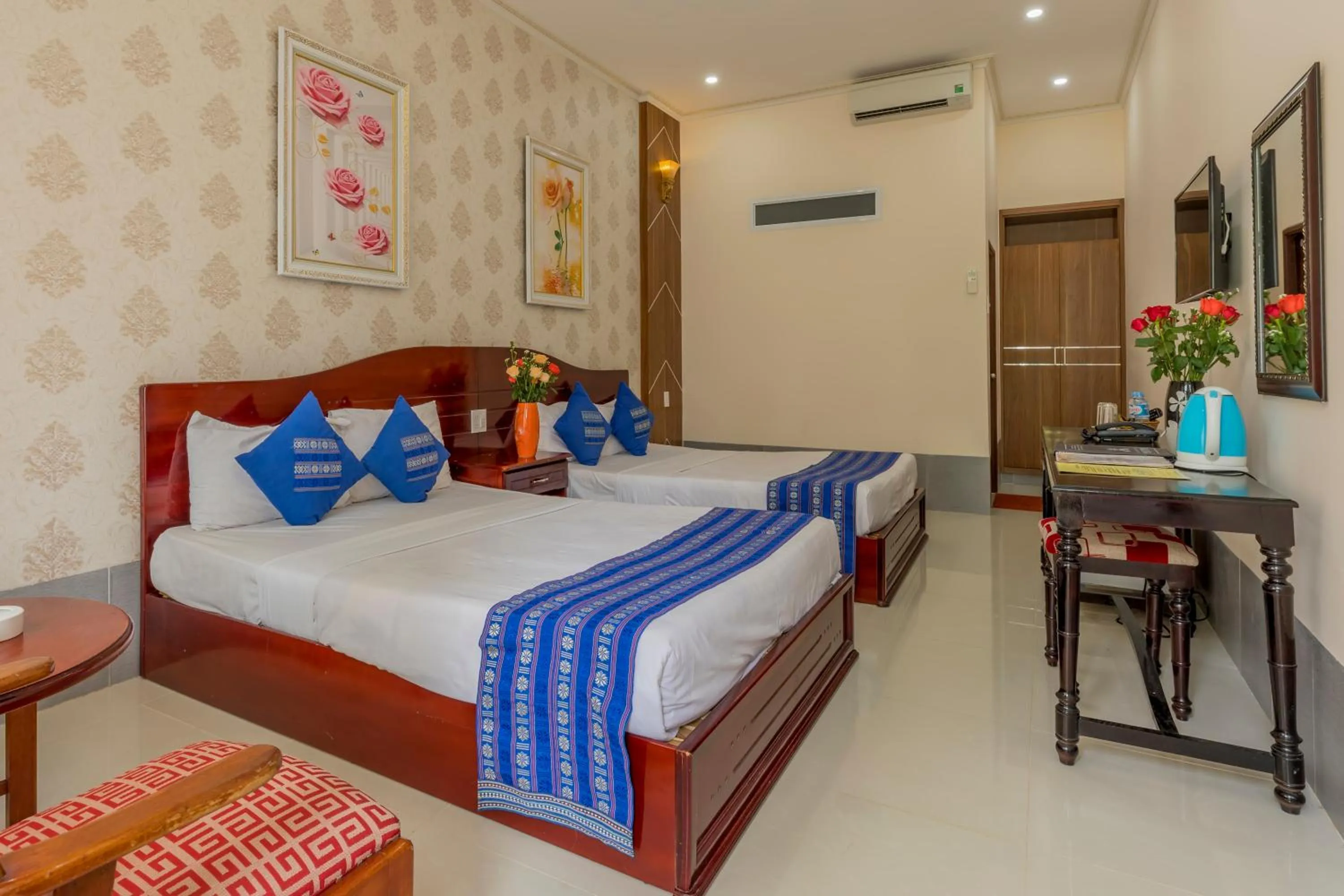 Bedroom, Bed in Palmira Beach Resort & Spa