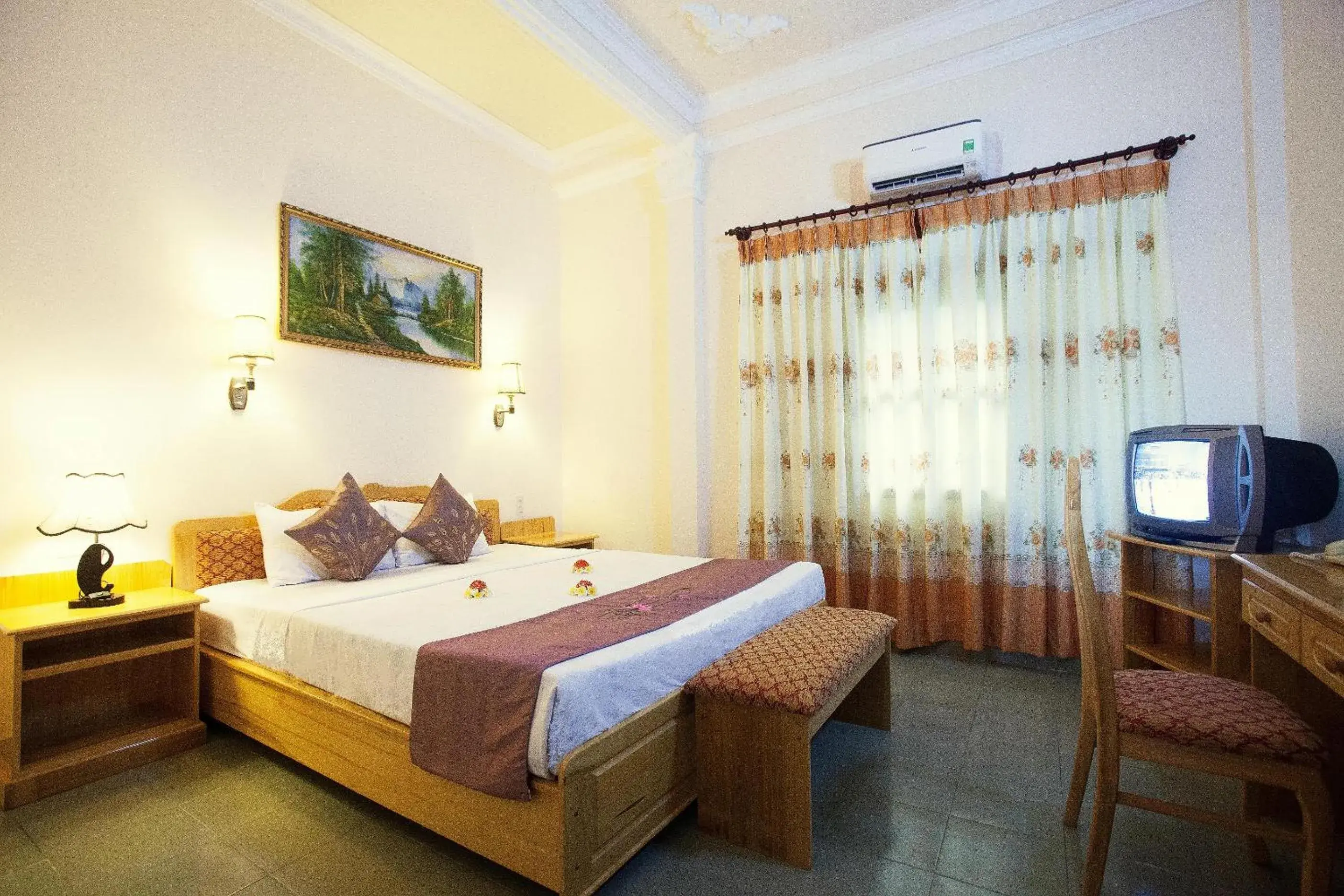 Bed in Palmira Beach Resort & Spa Bed in Palmira Beach Resort & Spa