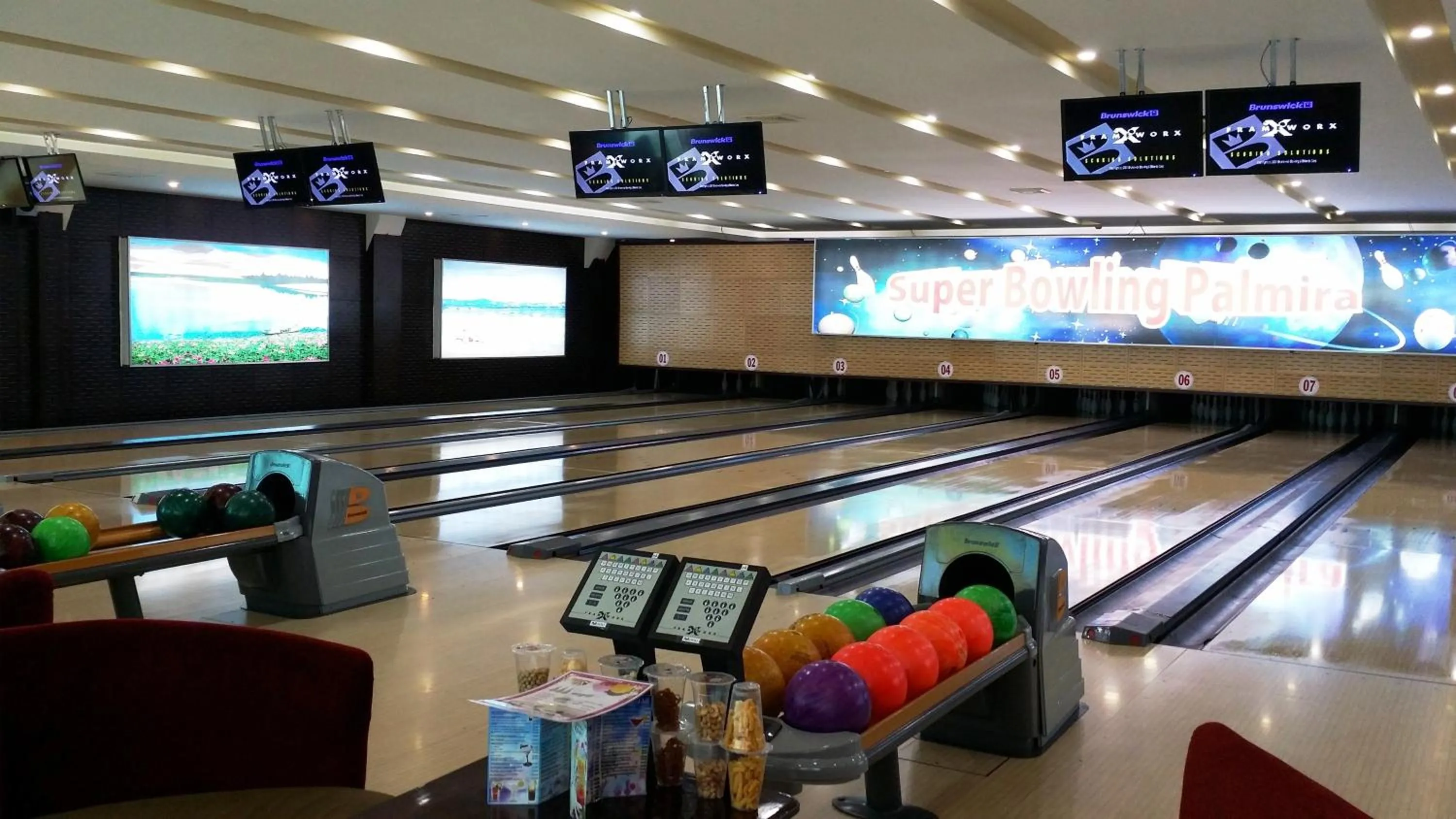 Bowling in Palmira Beach Resort & Spa