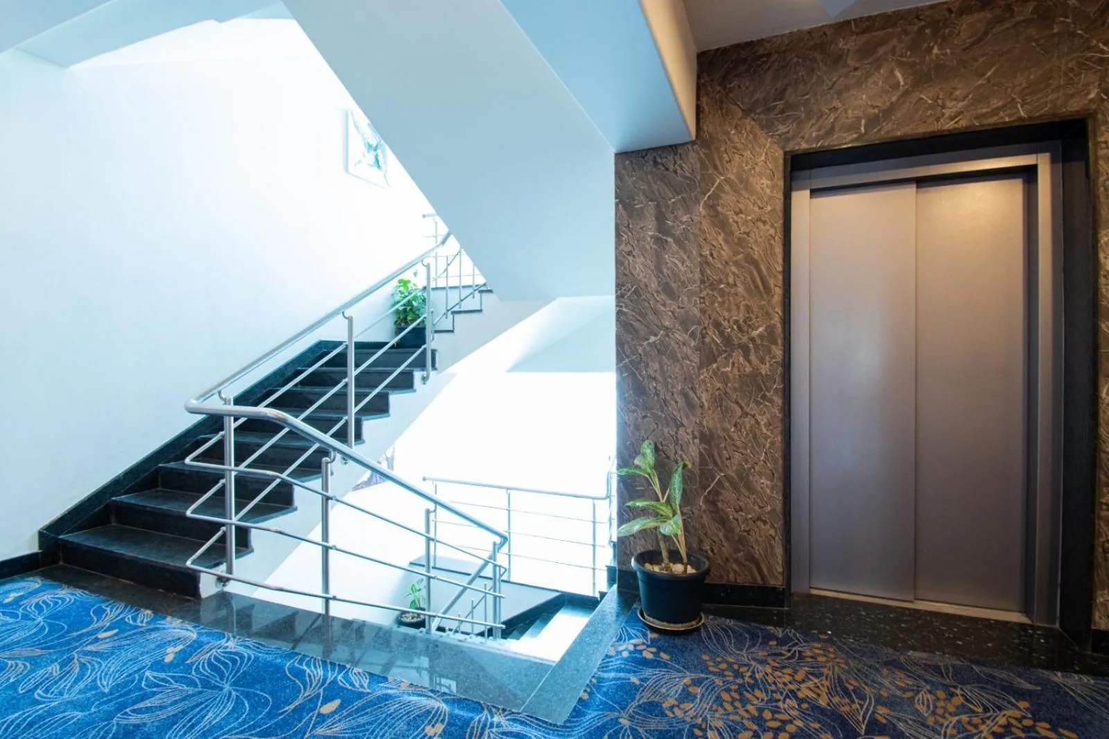 elevator in Akshaya Aura