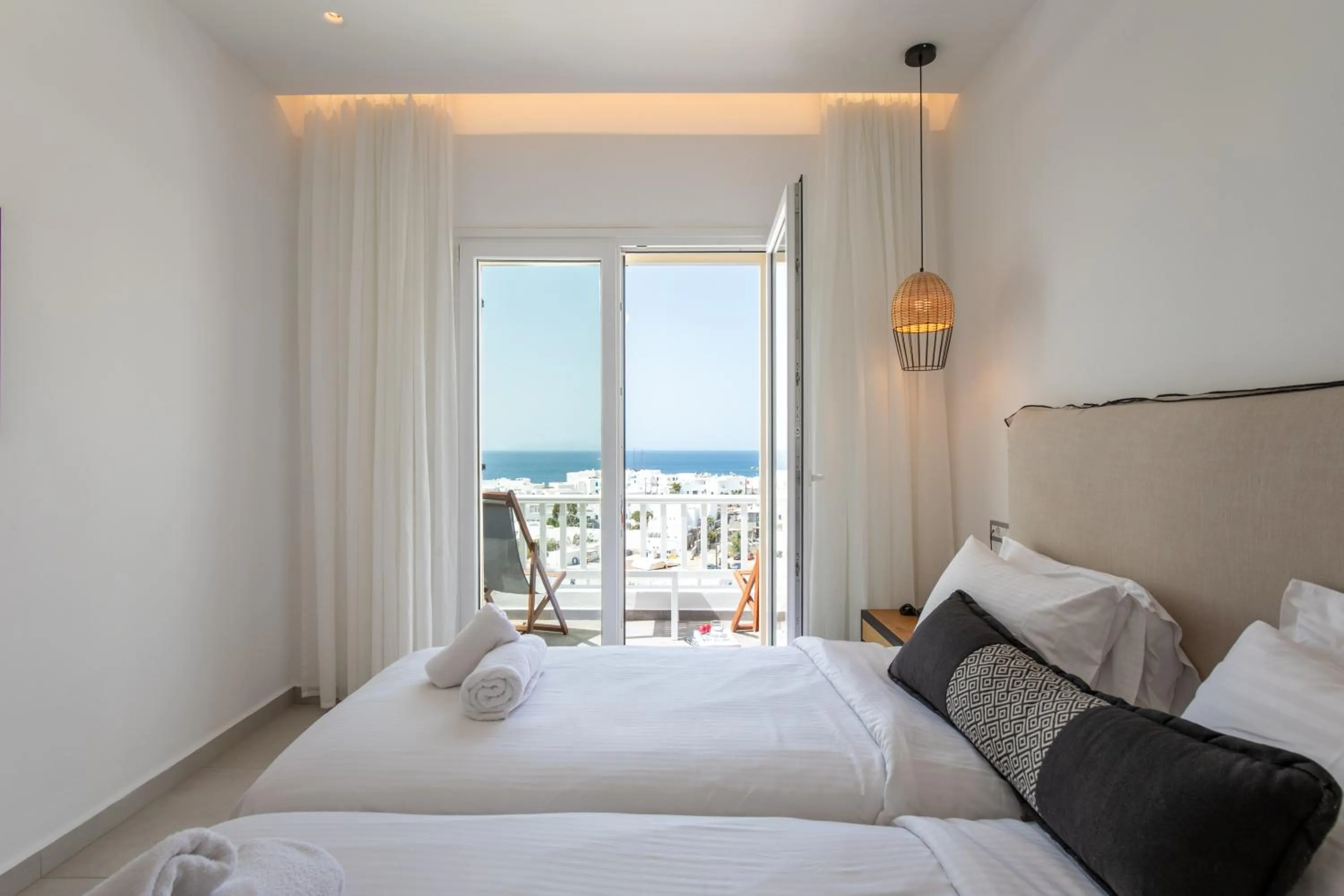 Bed in The George Hotel Mykonos