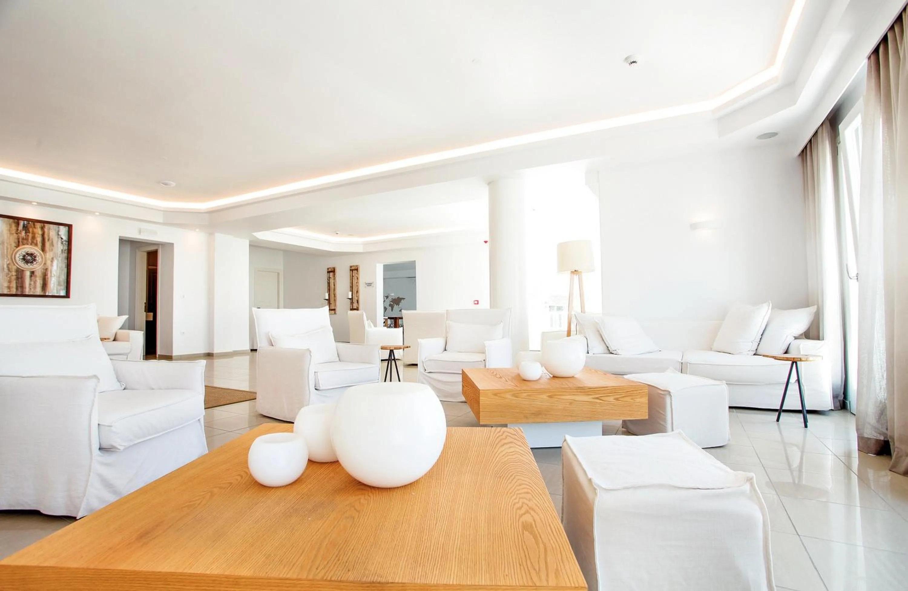 Lobby or reception in The George Hotel Mykonos