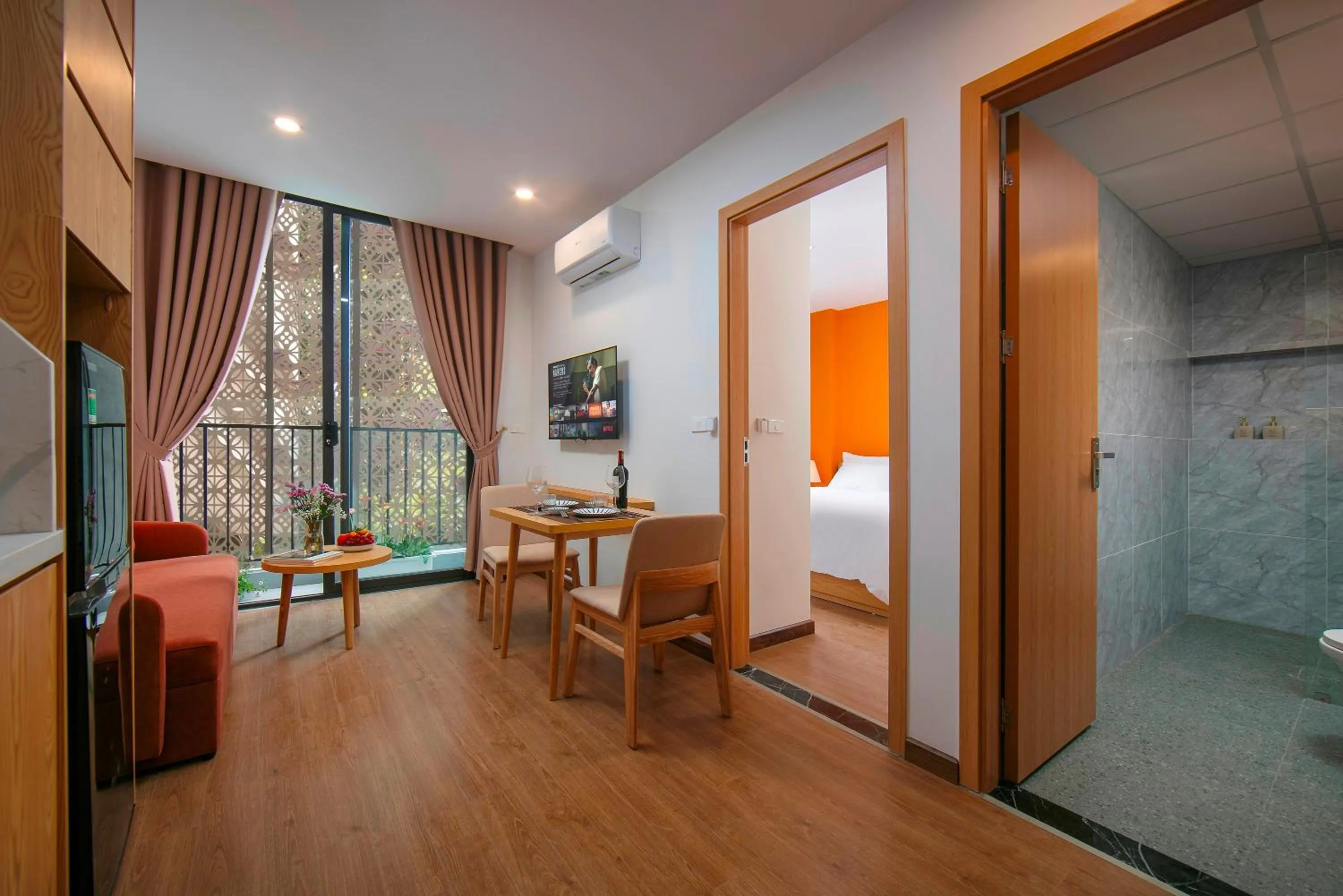 Living room in Westlake Pearl Apartment - Hotel & Pearl Spa