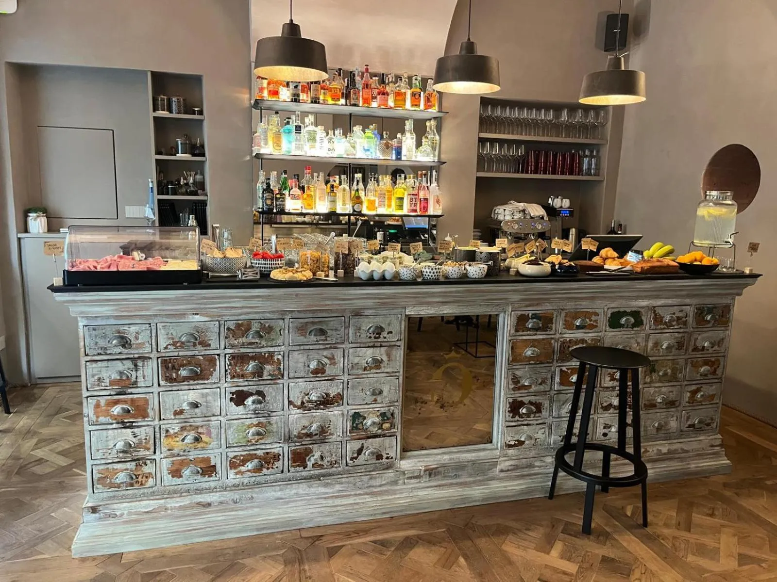 Breakfast in Residenza Dell' Opera