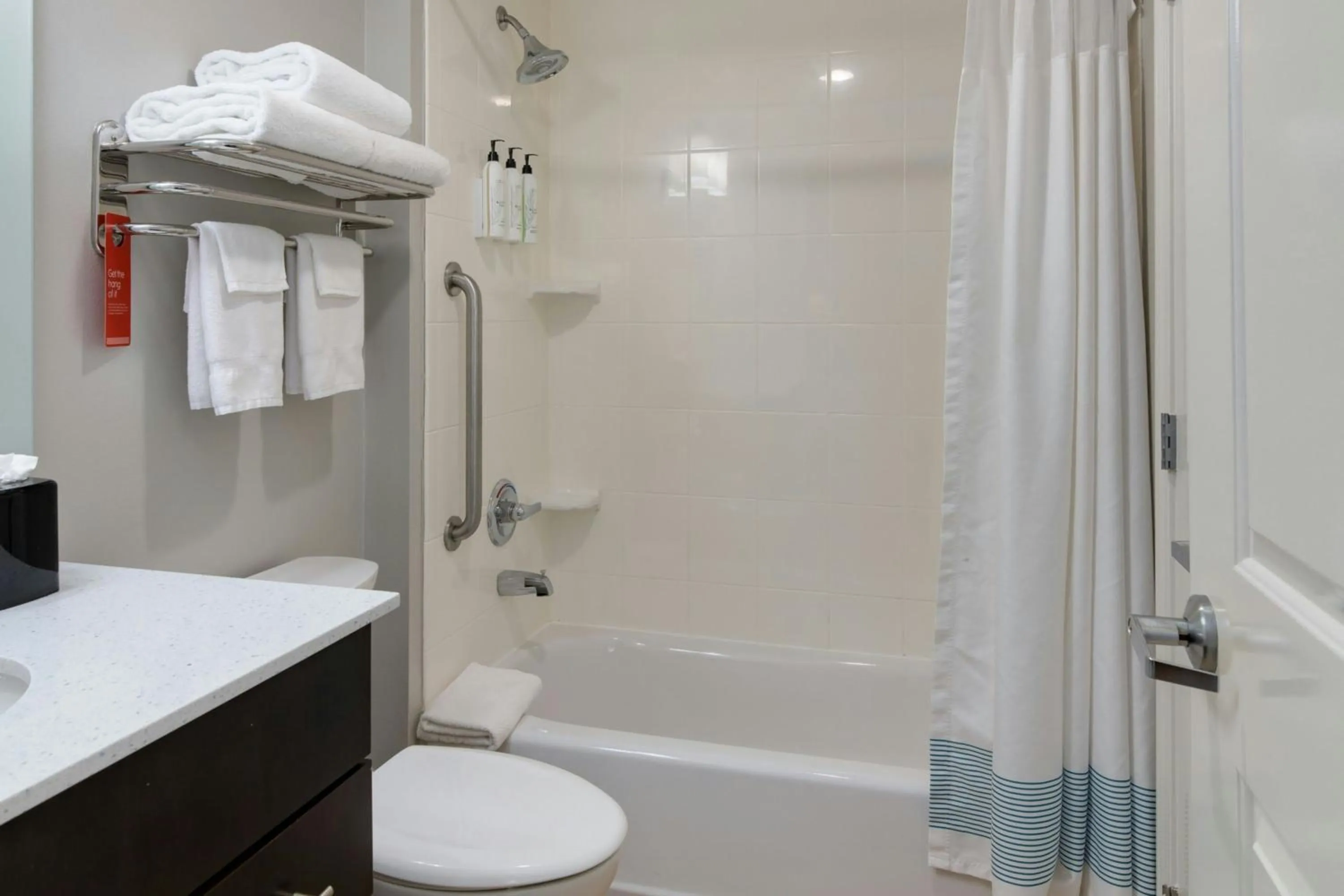 Bathroom in TownePlace Suites by Marriott Dallas McKinney