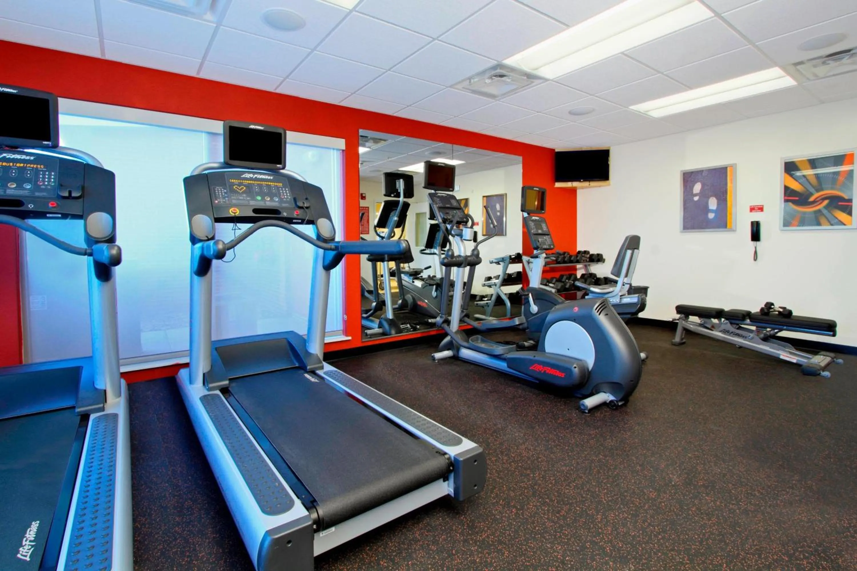 Fitness centre/facilities in TownePlace Suites by Marriott Dallas McKinney