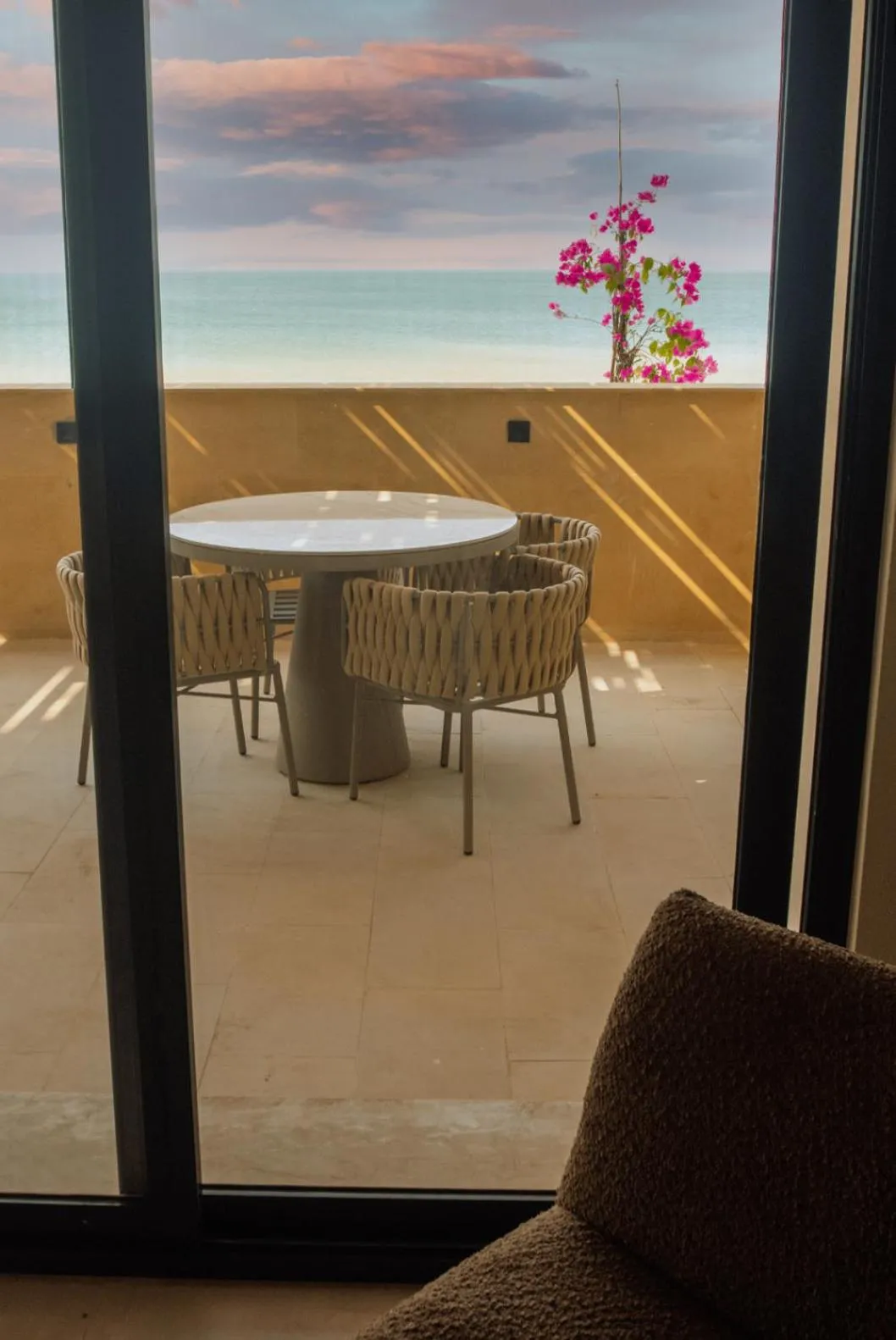 King Suite with Sea View in Khoj Resorts Allana